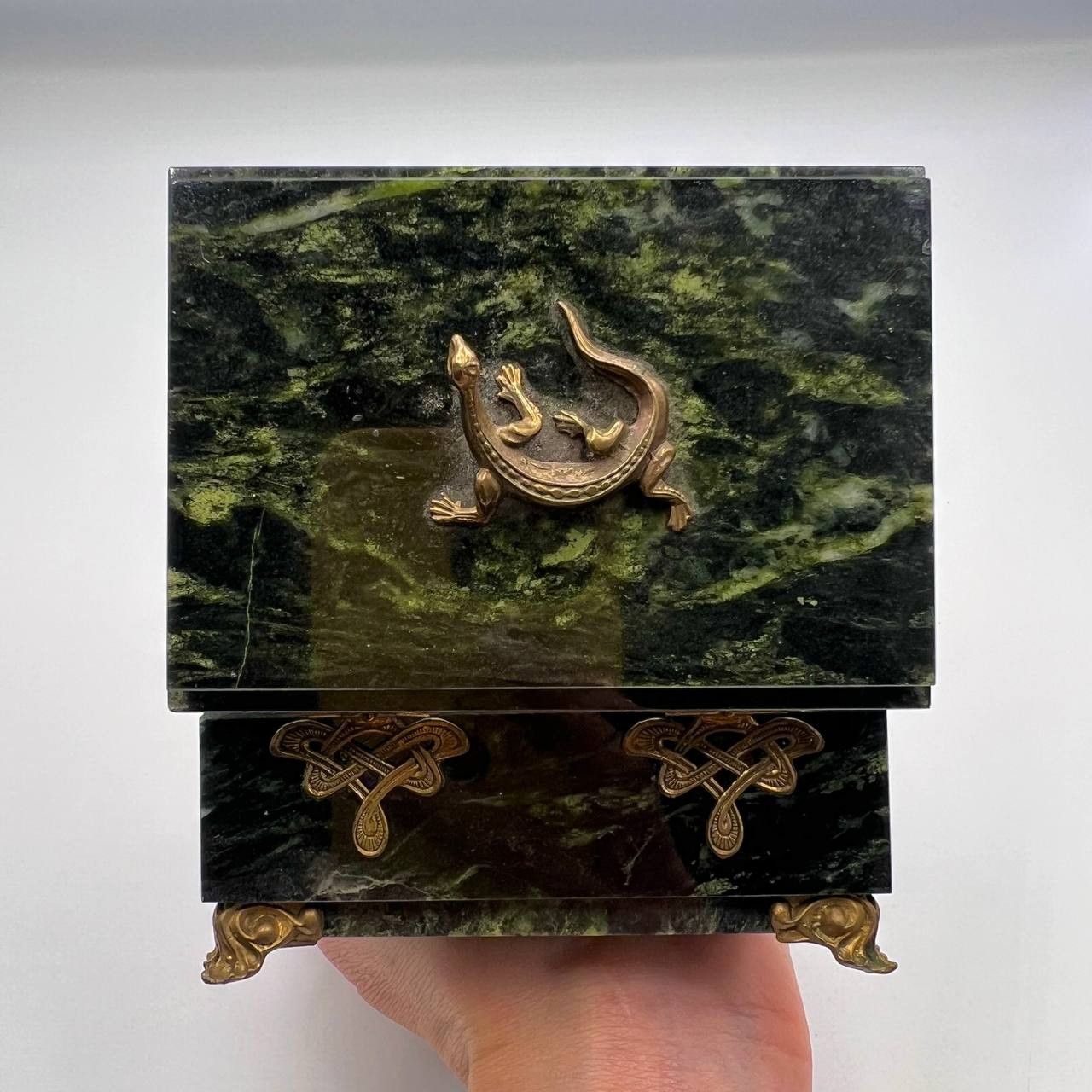 Vintage Storage Box Bronze Lizard Serpentine Stone
