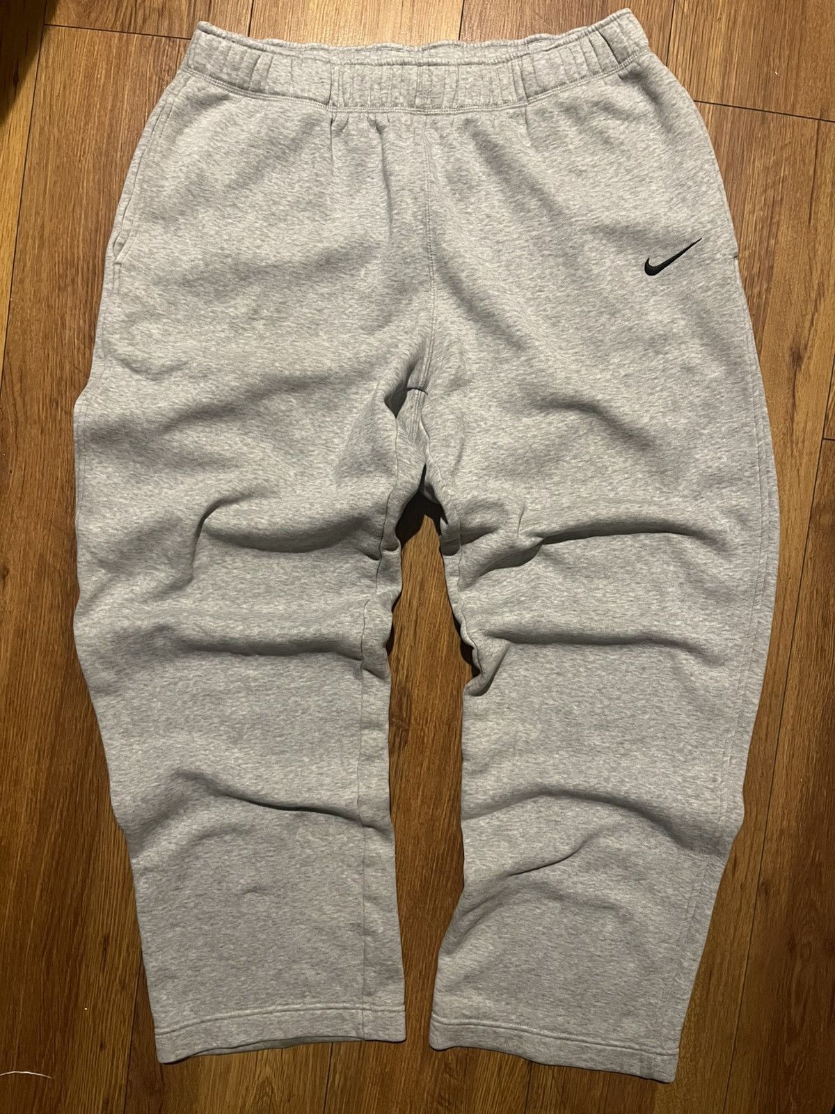 Nike Nike Fleece Sweatpants Size US 32 / EU 48 - 1 Thumbnail