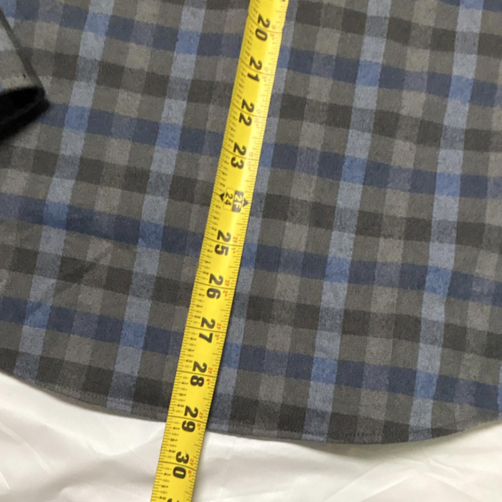 UNTUCKit Slim Fit Plaid Button-Up Shirt Size L Long Sleeve Untuckit Size US L / EU 52-54 / 3 - 7 Thumbnail