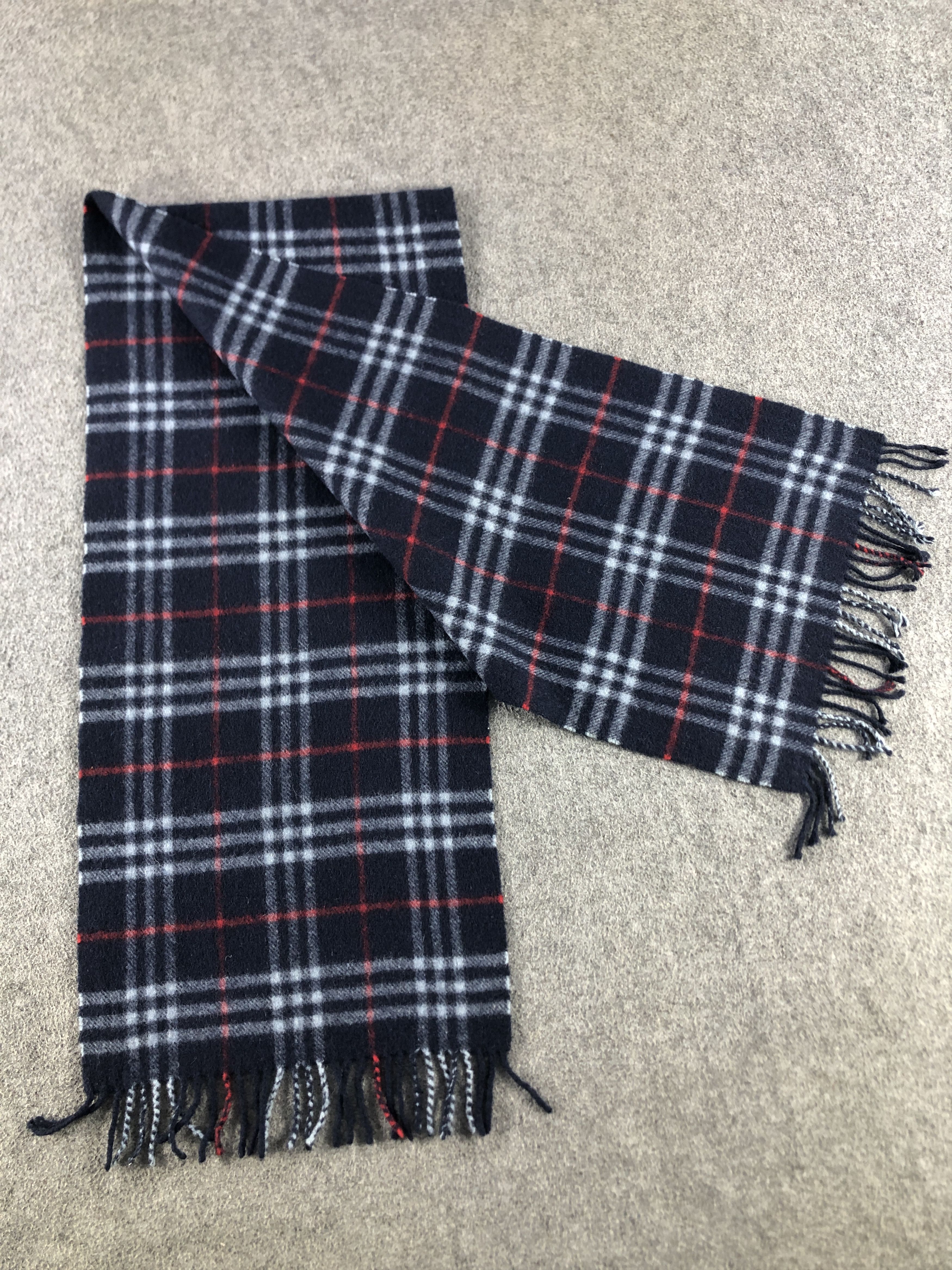 Burberry Burberry Scarf / Muffler / Neckwear P934 Size ONE SIZE - 6 Thumbnail