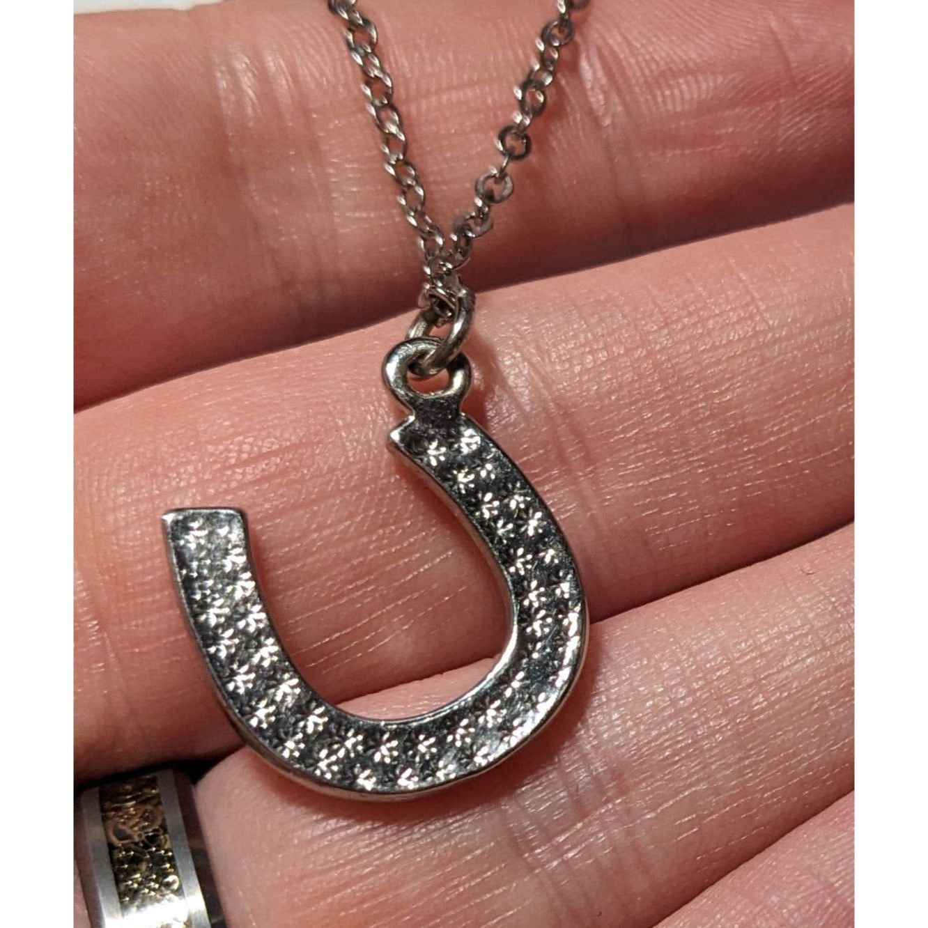 Other Red And Green Rhinestone Horseshoe Necklace Size ONE SIZE - 10 Thumbnail