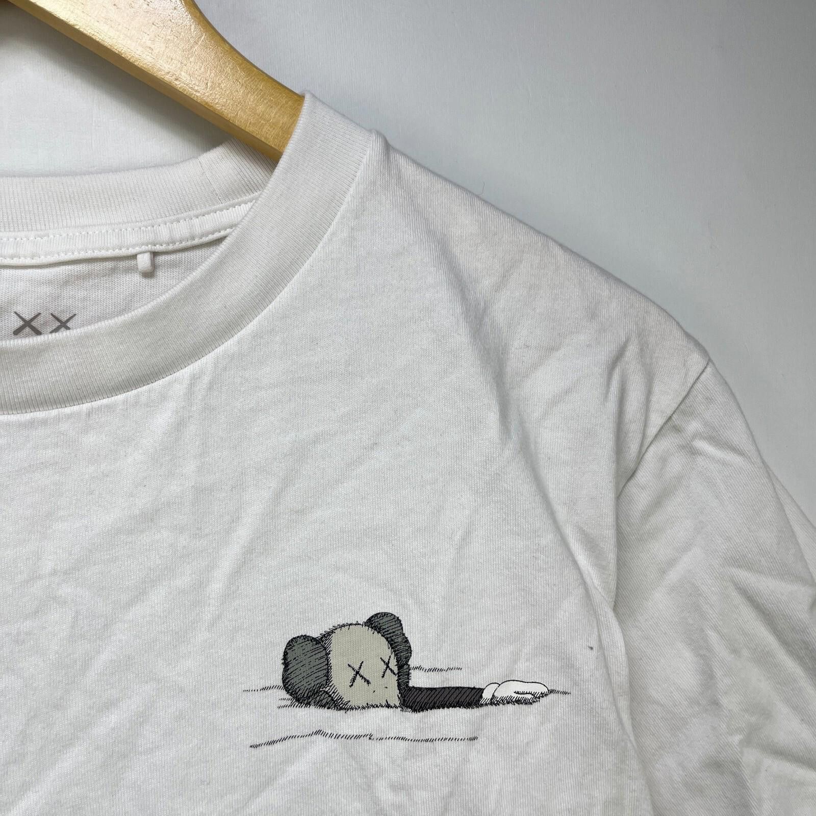 Kaws Uniqlo X KAWS UT T Shirt Small Sesame Street Art Ocean Size US S / EU 44-46 / 1 - 5 Thumbnail