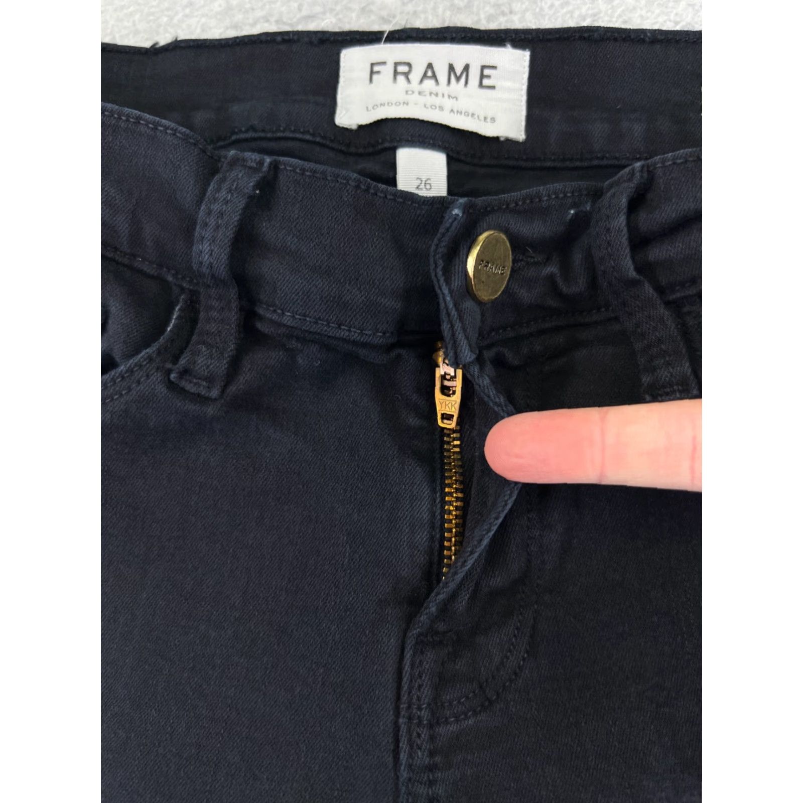 Frame FRAME Le Skinny De Jeanne Jeans Womens 26 Black Denim Pants 5-Pocket Regular Rise Low Crop Distressed Stretch Cotton Blend 27 Inseam Jeans Size 26" / US 2 / IT 38 - 5 Thumbnail