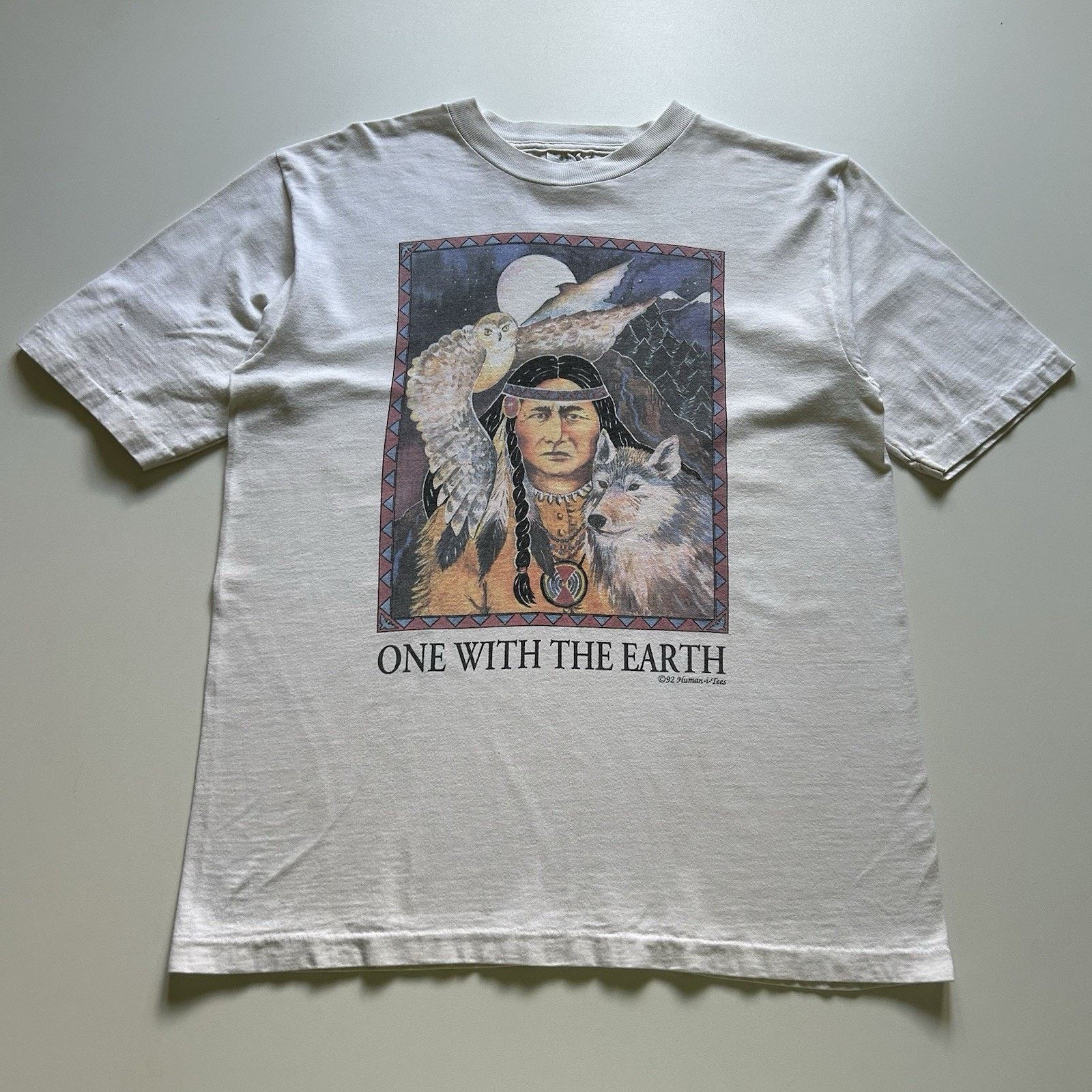 Vintage Vintage 90s Native American Wolf T Shirt Large Earth Art Size US L / EU 52-54 / 3 - 1 Thumbnail