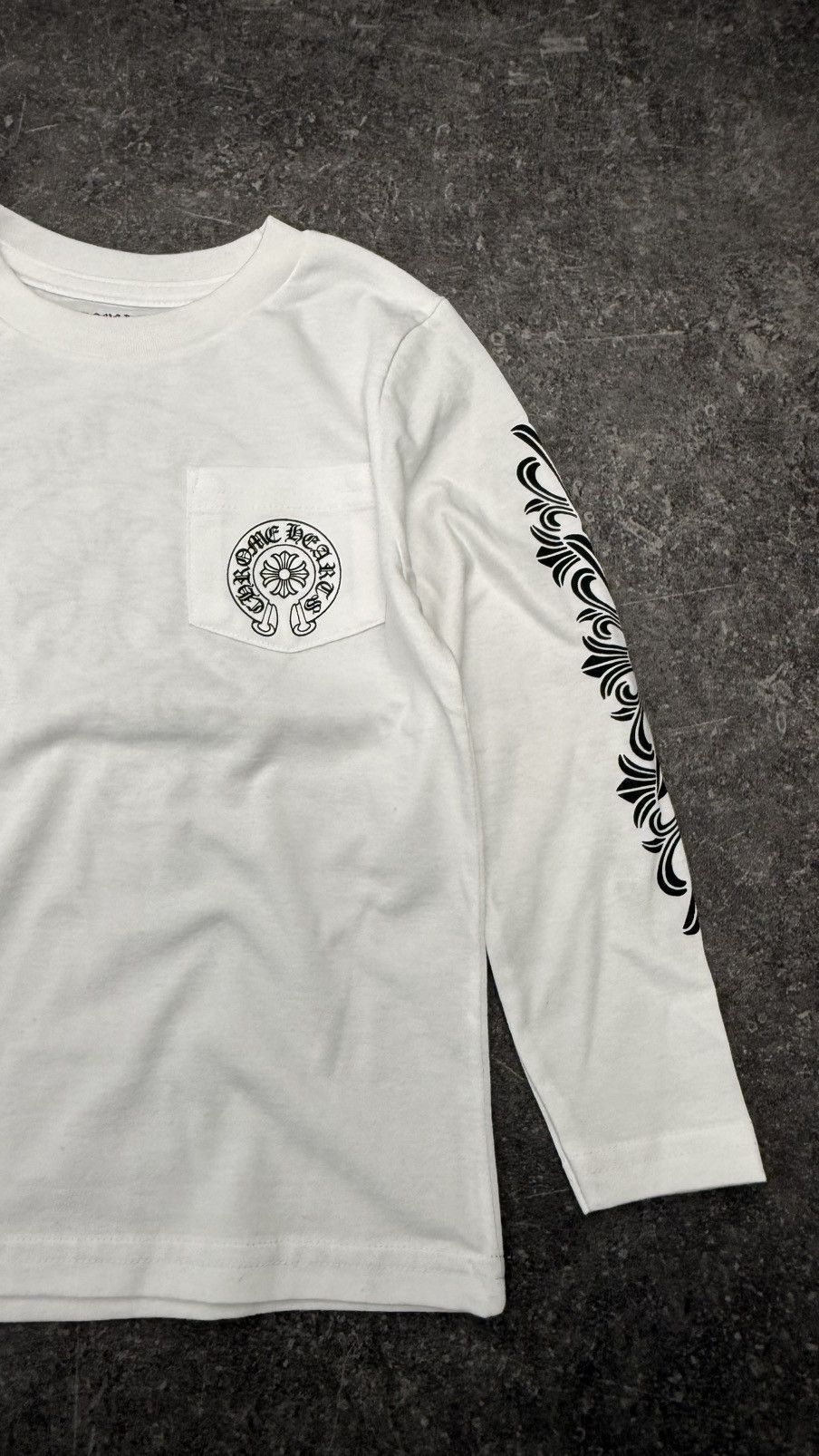 Chrome Hearts Chrome Hearts KIDS Horseshoe Floral Long Sleeve White Size US XXS / EU 40 - 3 Thumbnail