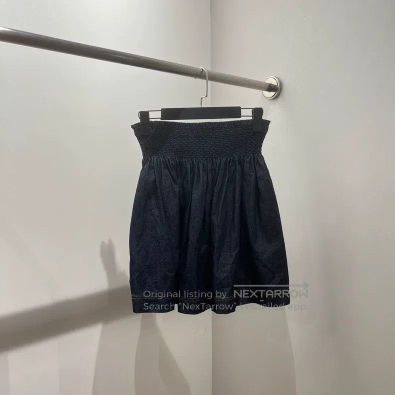 Fendi Fendi Embossed elastic high waist A-line skirt Size 42" / US 20 - 2 Thumbnail