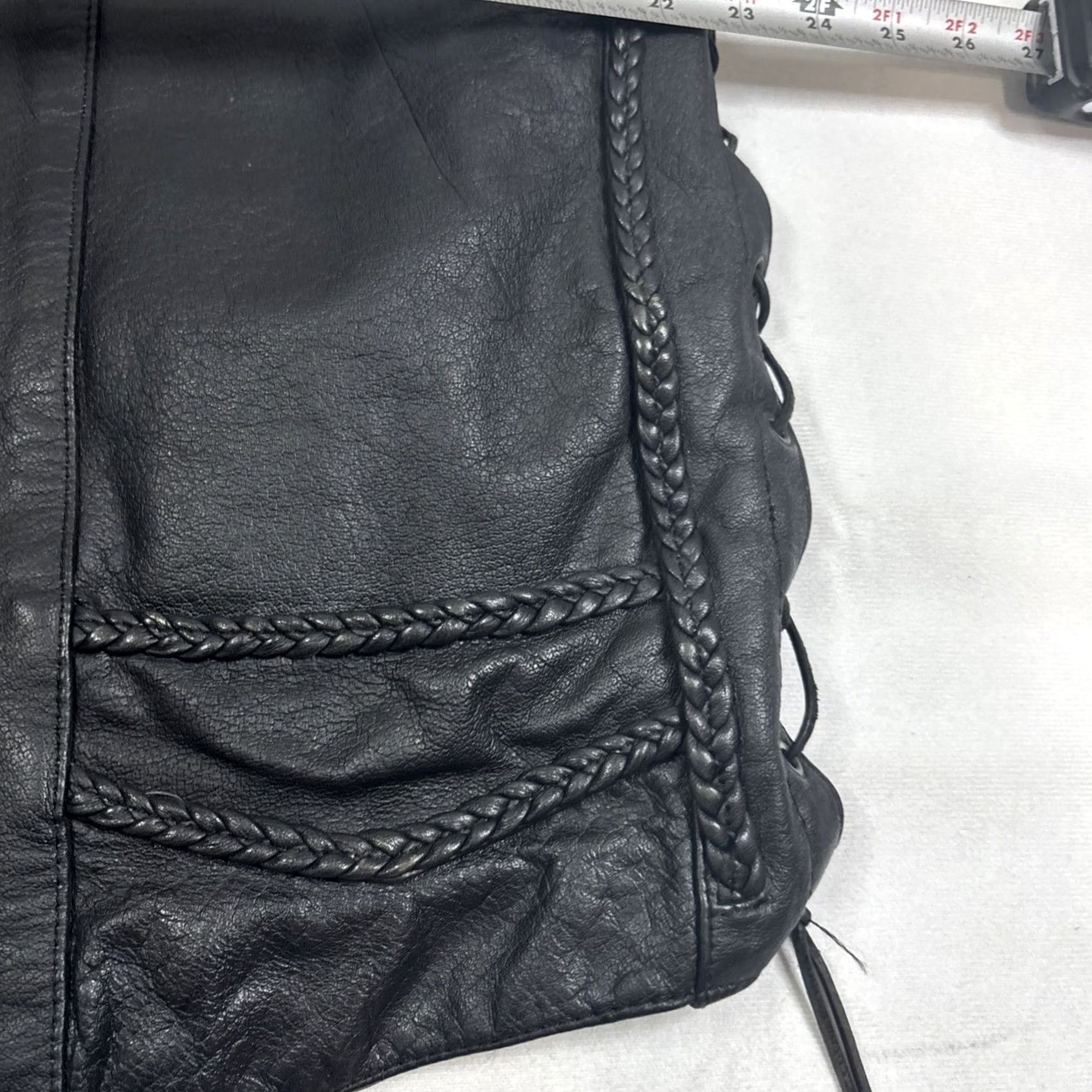 Vintage VINTAGE Hot Leathers Motorcycle Vest Men’s Side 48 Black Braided Patches Drawstring Side Mens Vest 48 Black Size US M / EU 48-50 / 2 - 4 Thumbnail