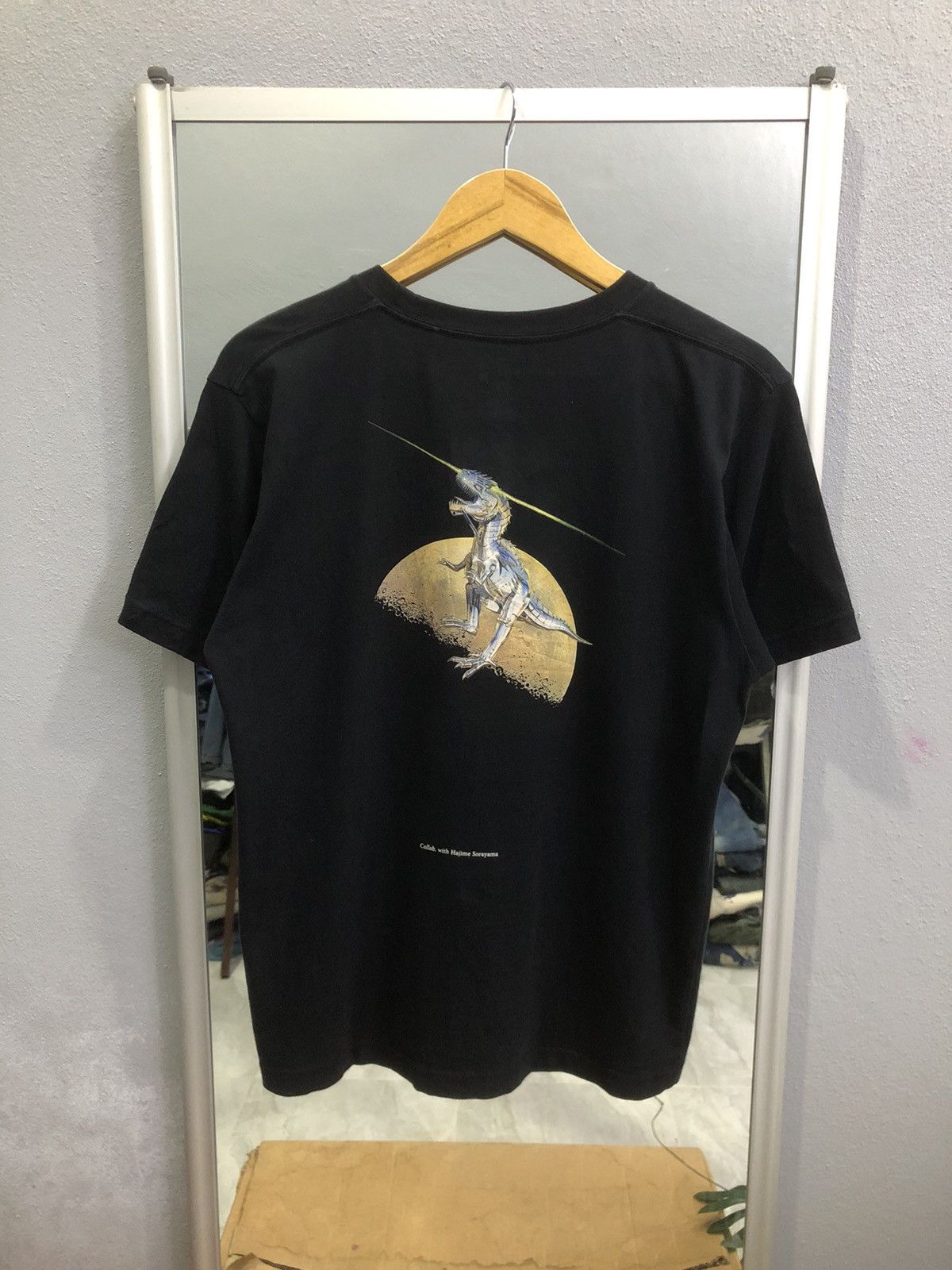 Club Sorayama × Uniqlo UNIQLO x Hajime Sorayama Jurassic World Tee (2022) – S Size US S / EU 44-46 / 1 - 2 Thumbnail