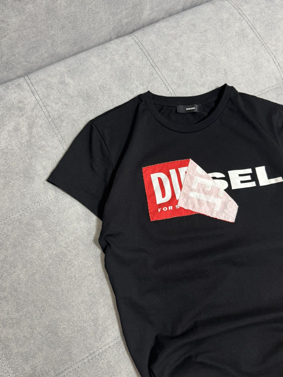 Diesel Vintage Diesel big logo Y2K t-shirt S size Size US S / EU 44-46 / 1 - 5 Thumbnail