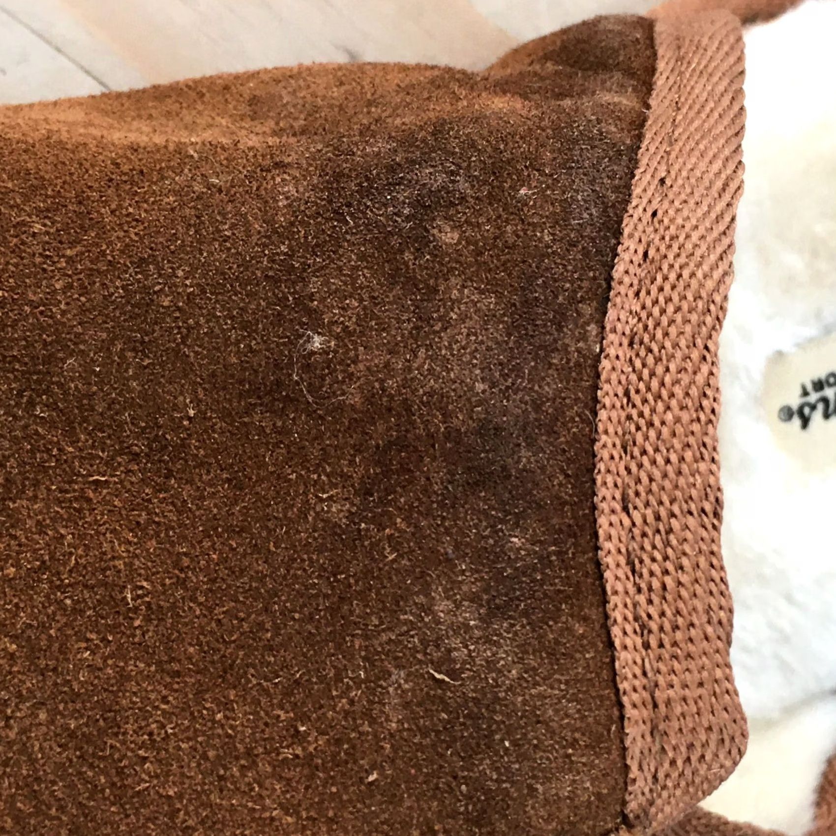 Vintage Dearfoams Mens 12 Brown Mules Slip On Sheepskin Casual Comfort Suede Slipper Size ONE SIZE - 6 Thumbnail