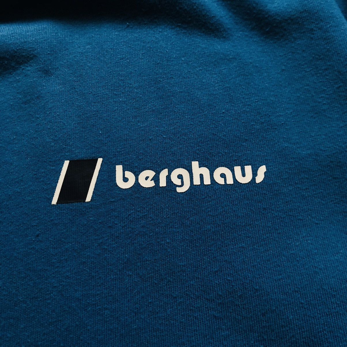 Berghaus Berghaus blue Chest Printed Logo T-shirt Tee mountain Size US L / EU 52-54 / 3 - 3 Thumbnail