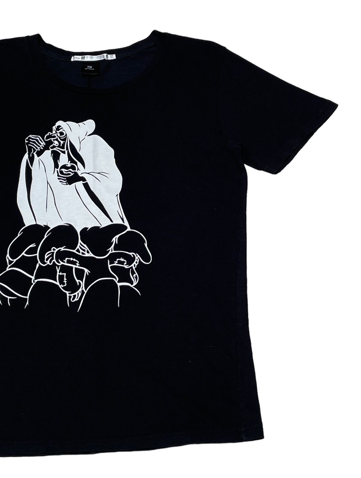 Undercover Japanese Brand Uniqlo Undercover T-Shirt 2000s Size US M / EU 48-50 / 2 - 4 Thumbnail