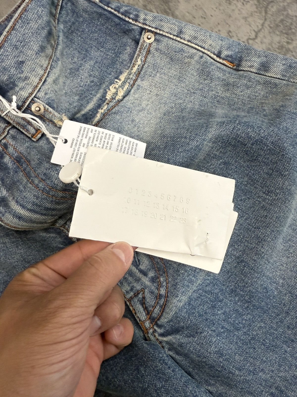 Maison Margiela Margiela Denim Light Indigo - 30 Size US 30 / EU 46 - 15 Thumbnail