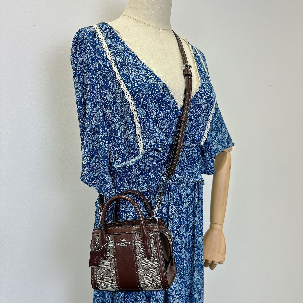 Coach Coach CU986 Andrea Mini Carryall In Signature Jacquard Size ONE SIZE - 1 Thumbnail