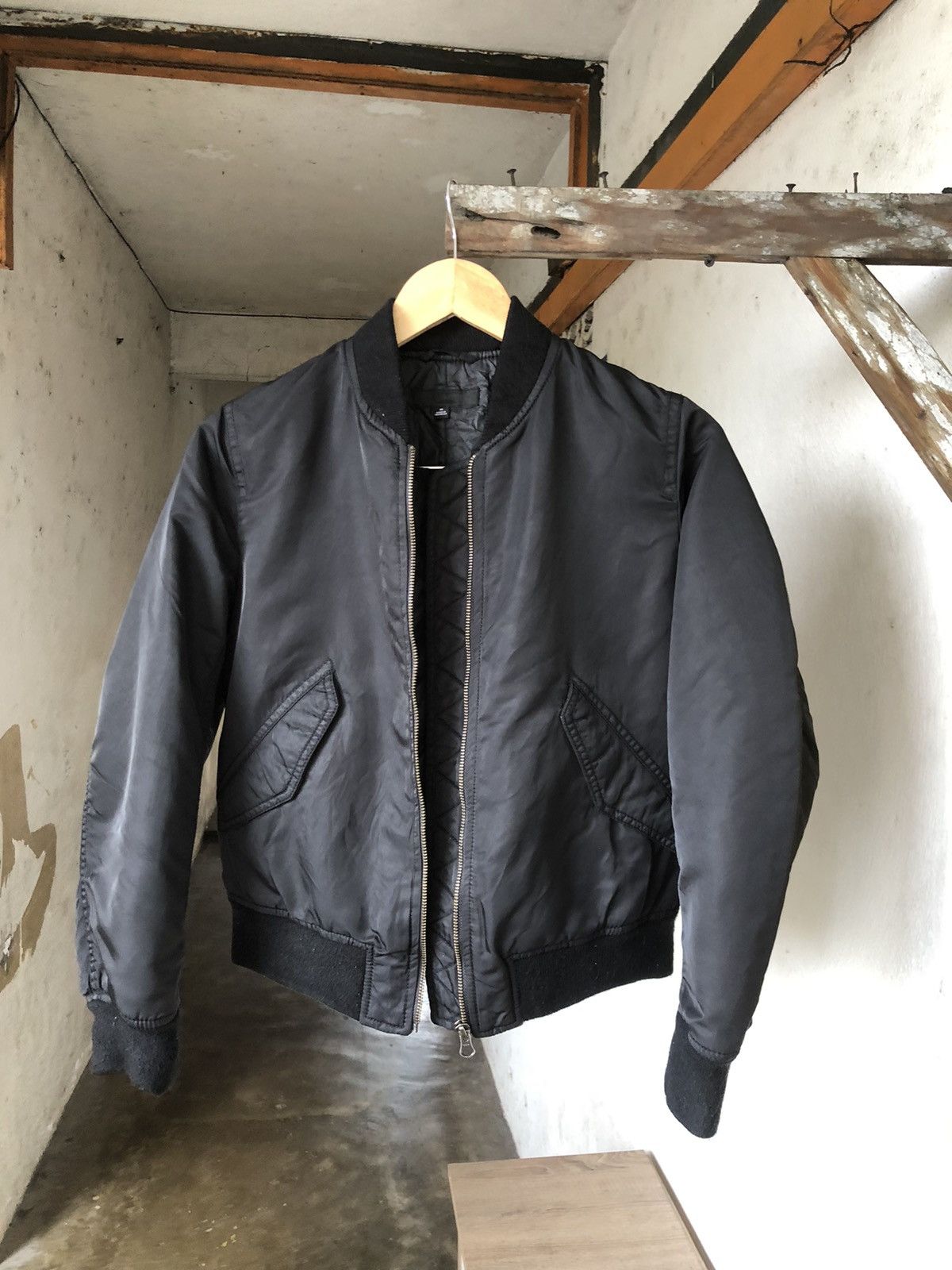 Japanese Brand 🏴 Vintage Uniqlo Black Minimalist Bomber Jacket Size M / US 6-8 / IT 42-44 - 12 Thumbnail