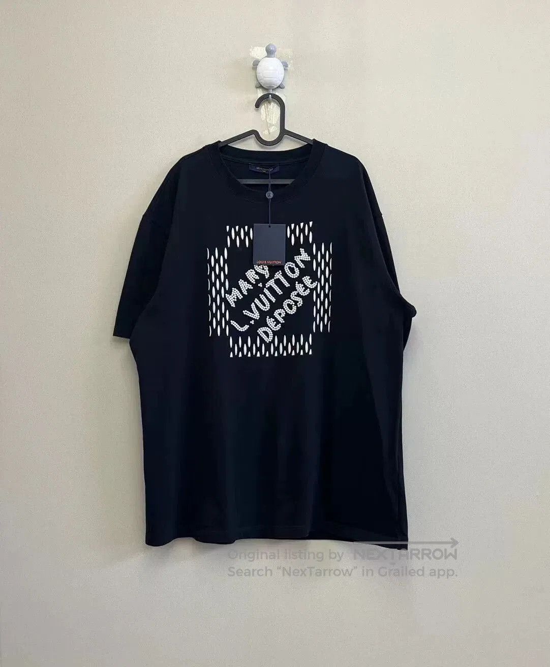 Louis Vuitton louis vuitton black embroidered short sleeve t-shirt. Size US XXL / EU 58 / 5 - 1 Thumbnail