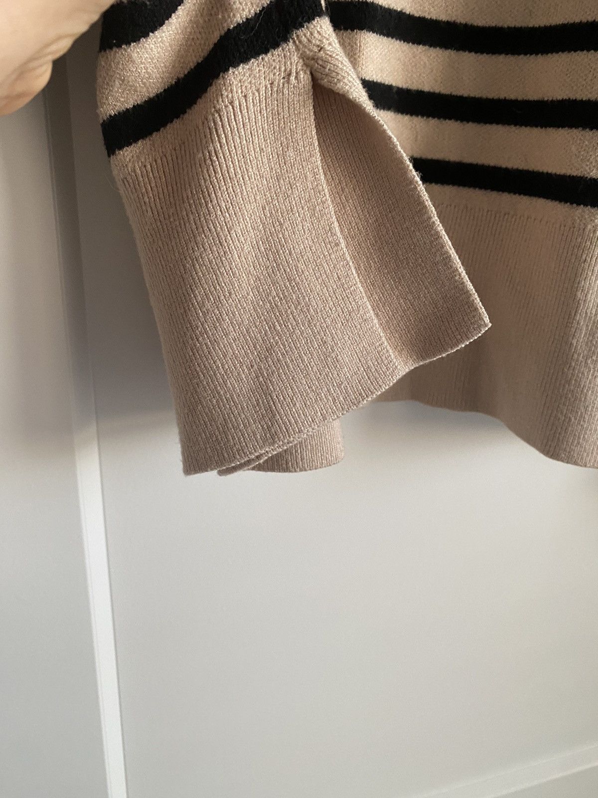 Other Etcyy new crew neck beige and black stripes sweater size XL Size XL / US 12-14 / IT 48-50 - 7 Thumbnail