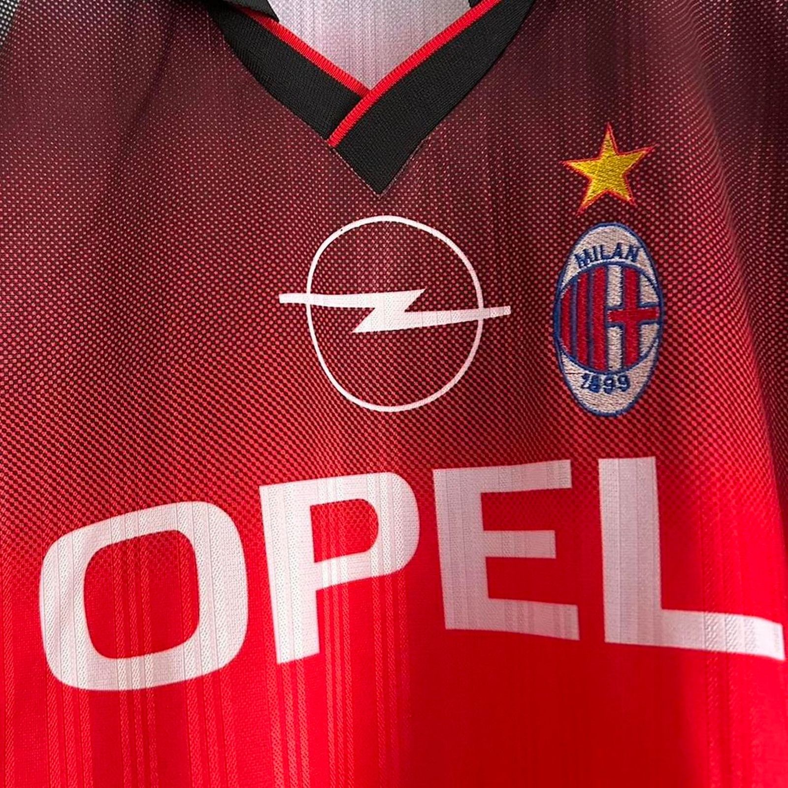 Vintage Vintage AC Milan 1995/96 Home Jersey Size US XL / EU 56 / 4 - 3 Thumbnail