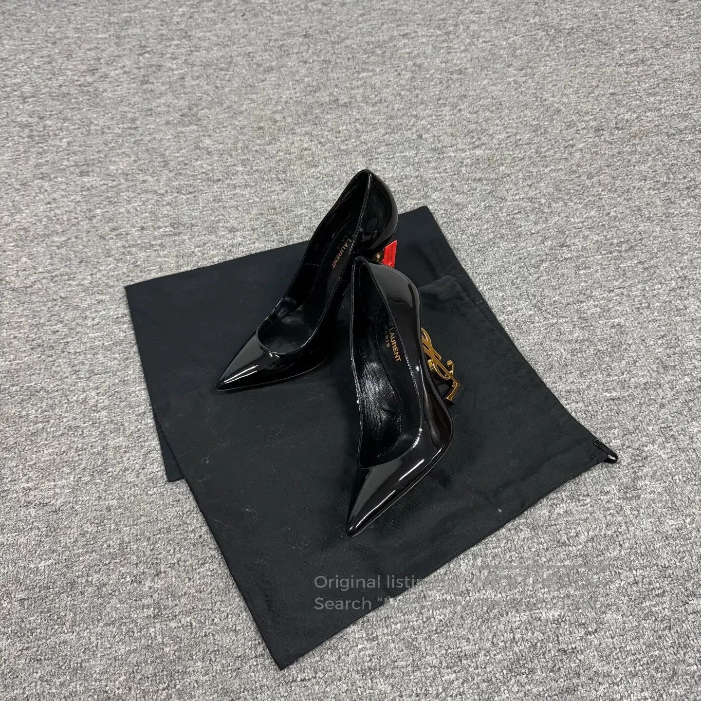Saint Laurent Paris Saint Laurent Paris Black lacquered, gold-plated, pointed- Size US 7.5 / IT 37.5 - 1 Thumbnail