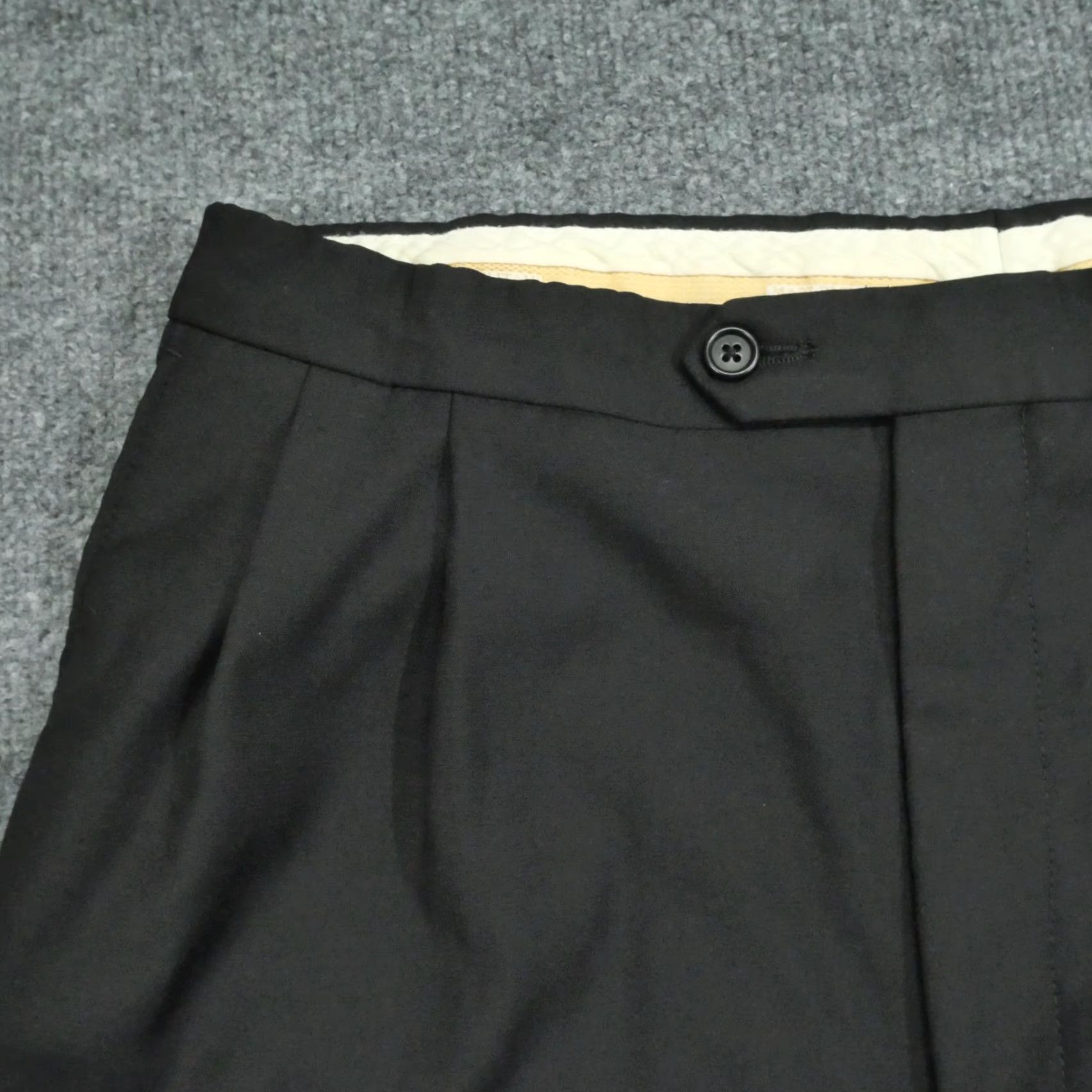 Vintage VINTAGE Zanieri Pants Mens 32x30 Black Dress Slacks Wool Straight Classic Front Pleated 30 In Inseam Mens Regular Size 32 Black Dress Pants Size US 32 / EU 48 - 4 Thumbnail