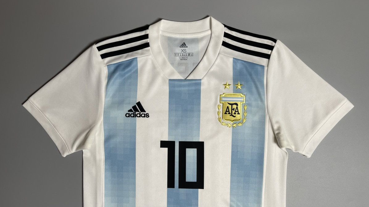Adidas ARGENTINA ADIDAS 2018 WORLD CUP SOCCER HOME JERSEY #10 MESSI Size US XS / EU 42 / 0 - 3 Thumbnail