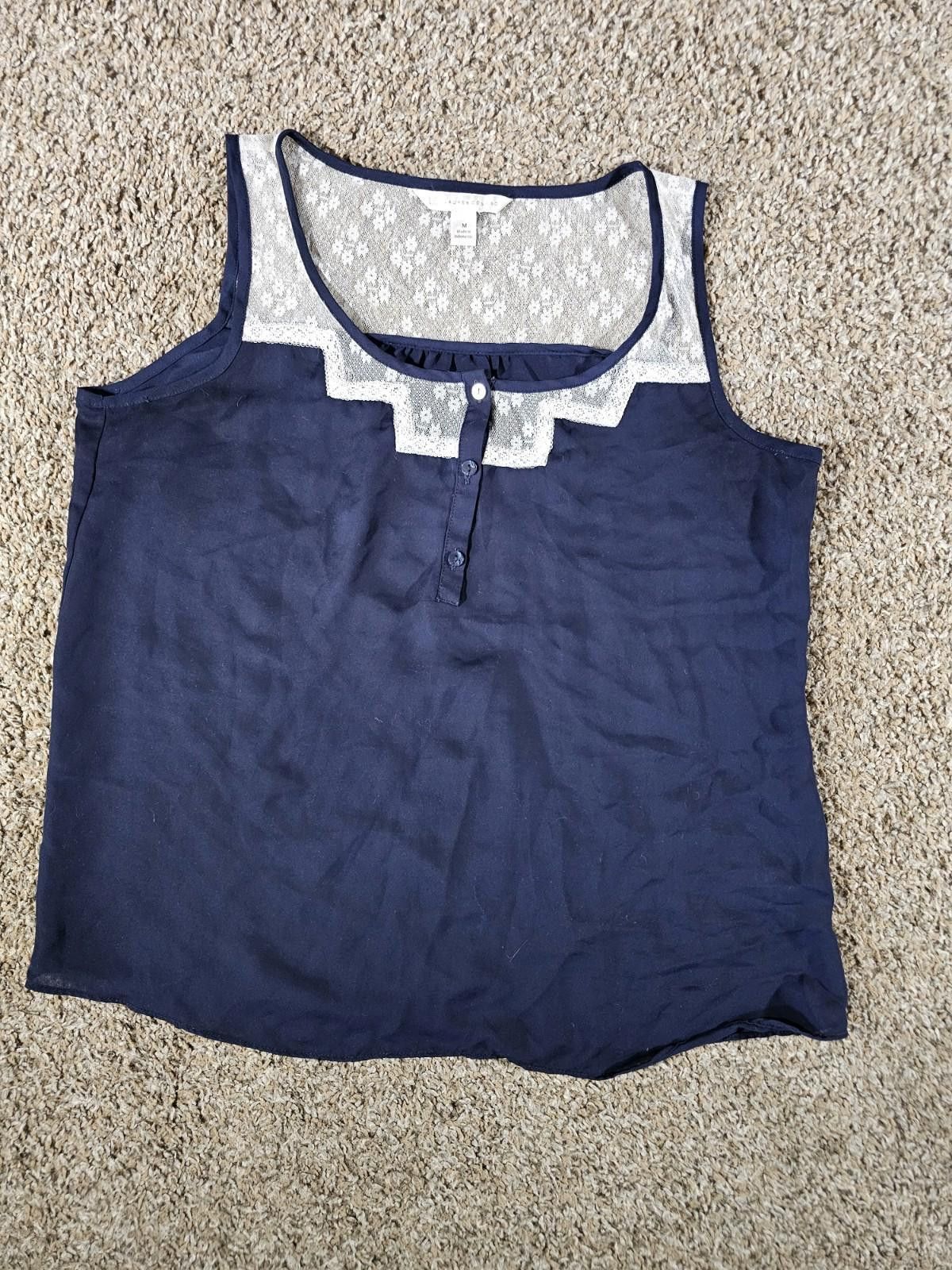 Other LC Lauren Conrad Floral Sheer Sleeveless Pleated Blouse Sz M Size M / US 6-8 / IT 42-44 - 1 Thumbnail