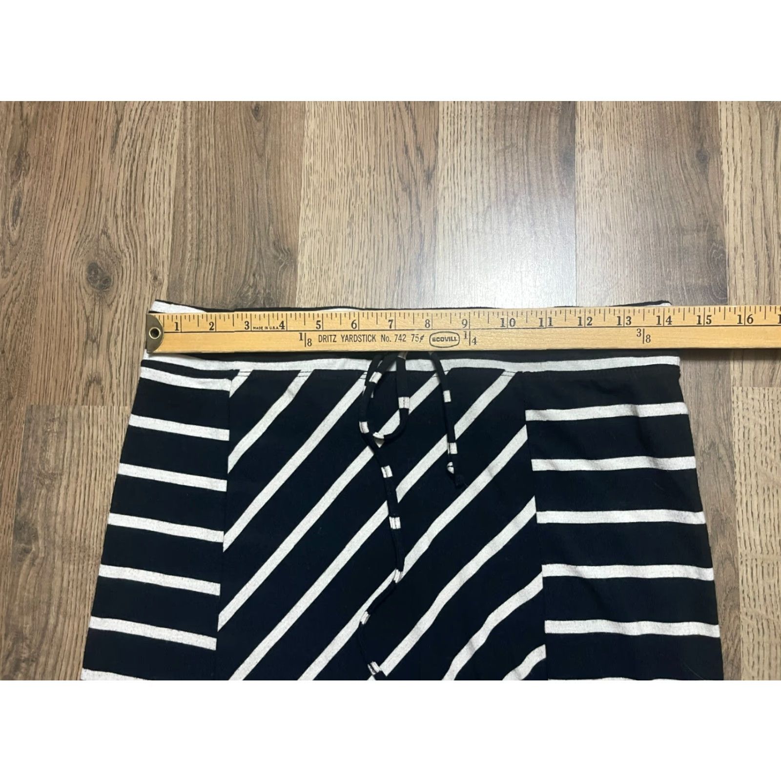 Vintage **Women's Medium Maxi Maurices Skirt Striped Pull On Black White** User: Women's Medium Maxi Maurices Skirt Striped Pull On Black White Size 32" / US 10 / IT 46 - 5 Thumbnail