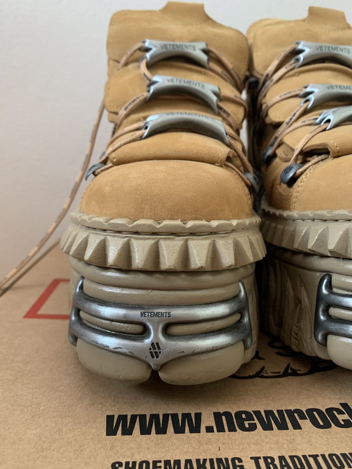 New Rock × Vetements VETEMENTS x New Rock flamesole camel boots *rare* Size US 9 / EU 42 - 5 Thumbnail