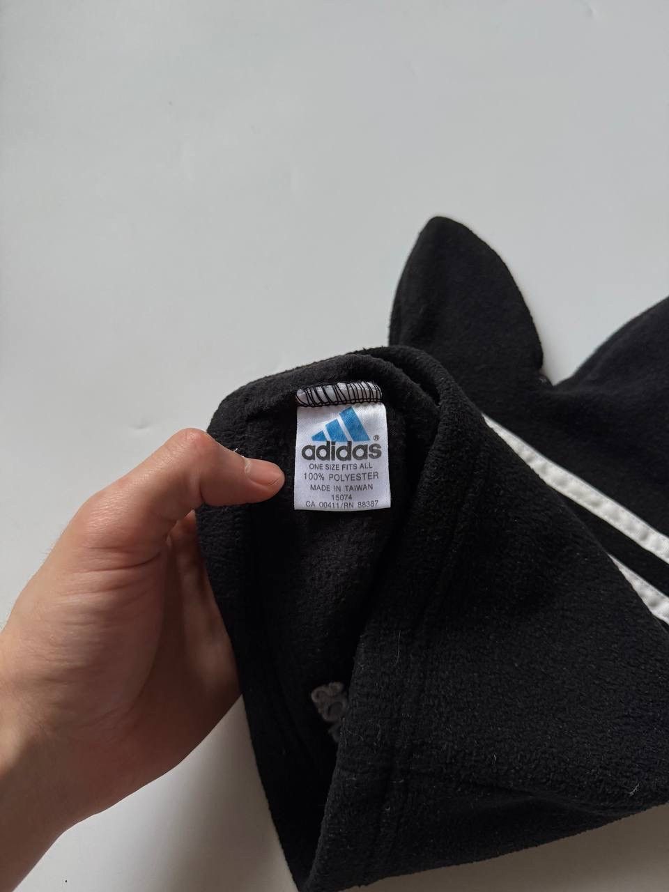Adidas VINTAGE ADIDAS Beanie Hat One Size Fleece Trefoil Satchel Size ONE SIZE - 5 Thumbnail
