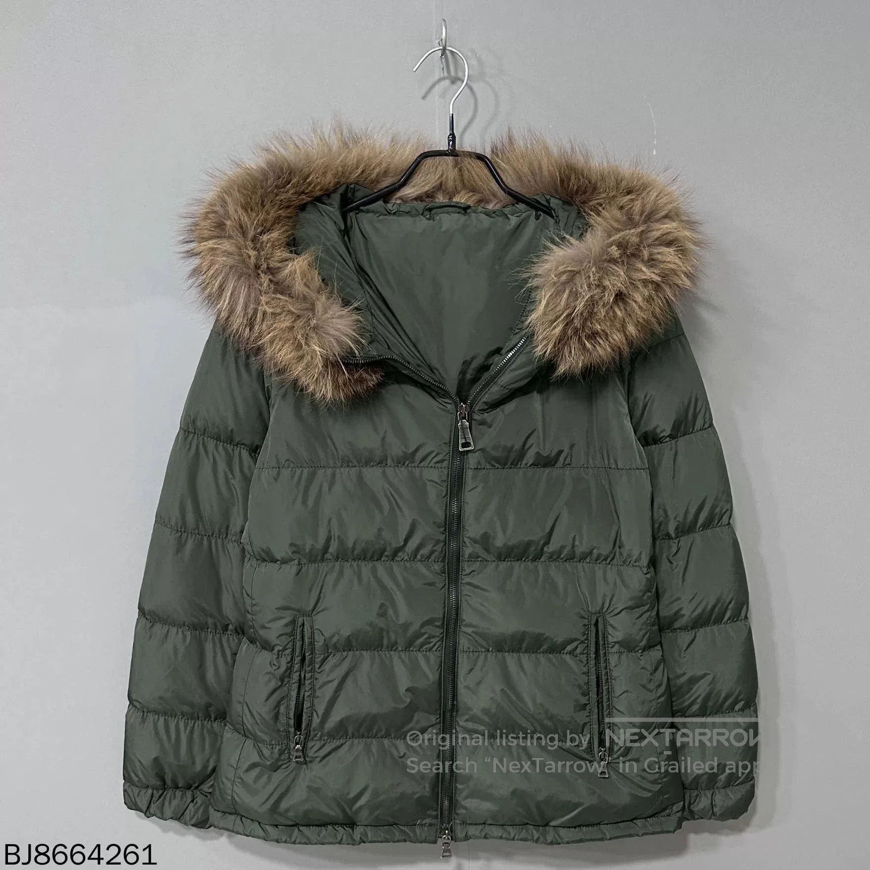 Prada Prada Dark Green Fur Collar Down Jacket. Size M / US 6-8 / IT 42-44 - 1 Thumbnail