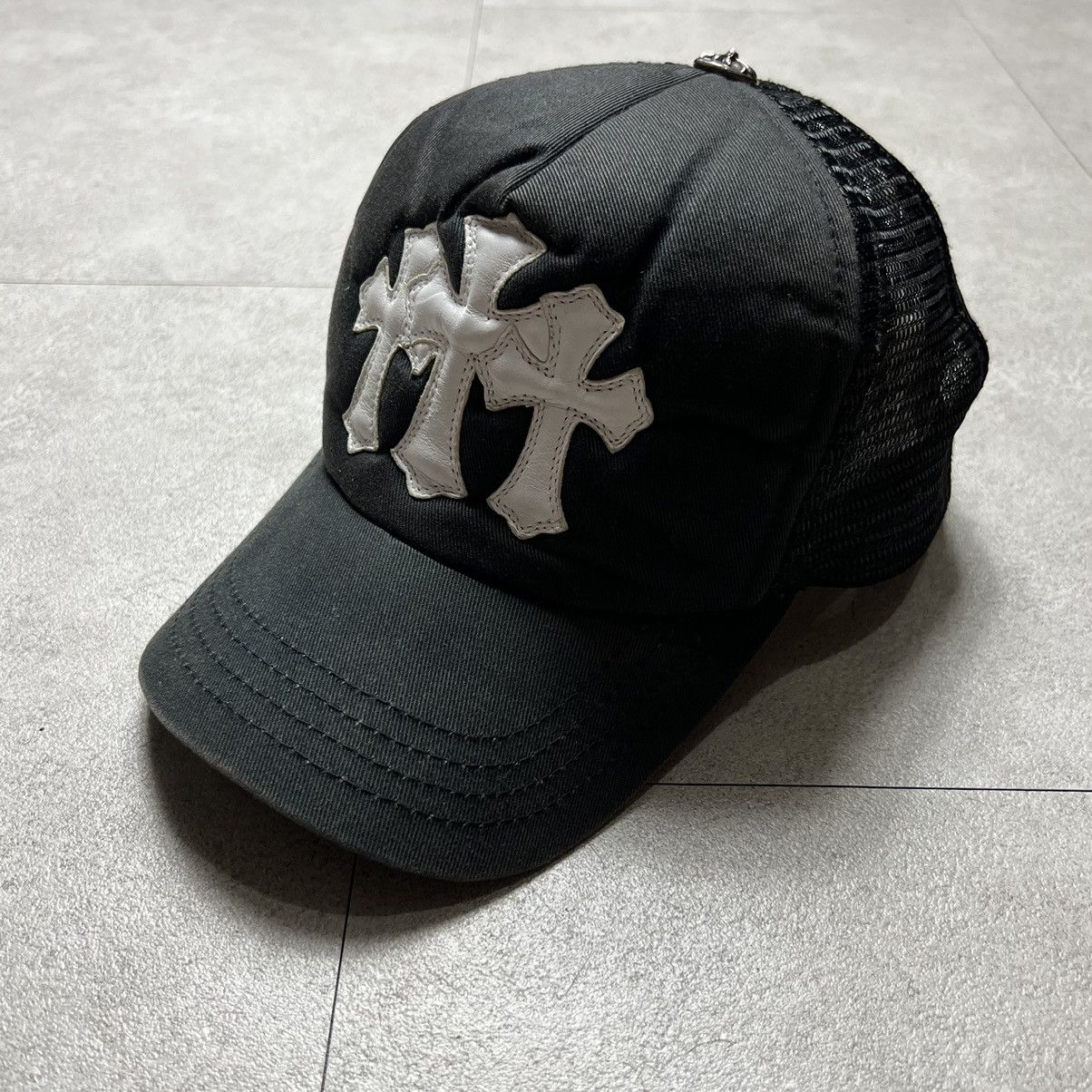 Chrome Hearts White Cemetery Cross Trucker Hat