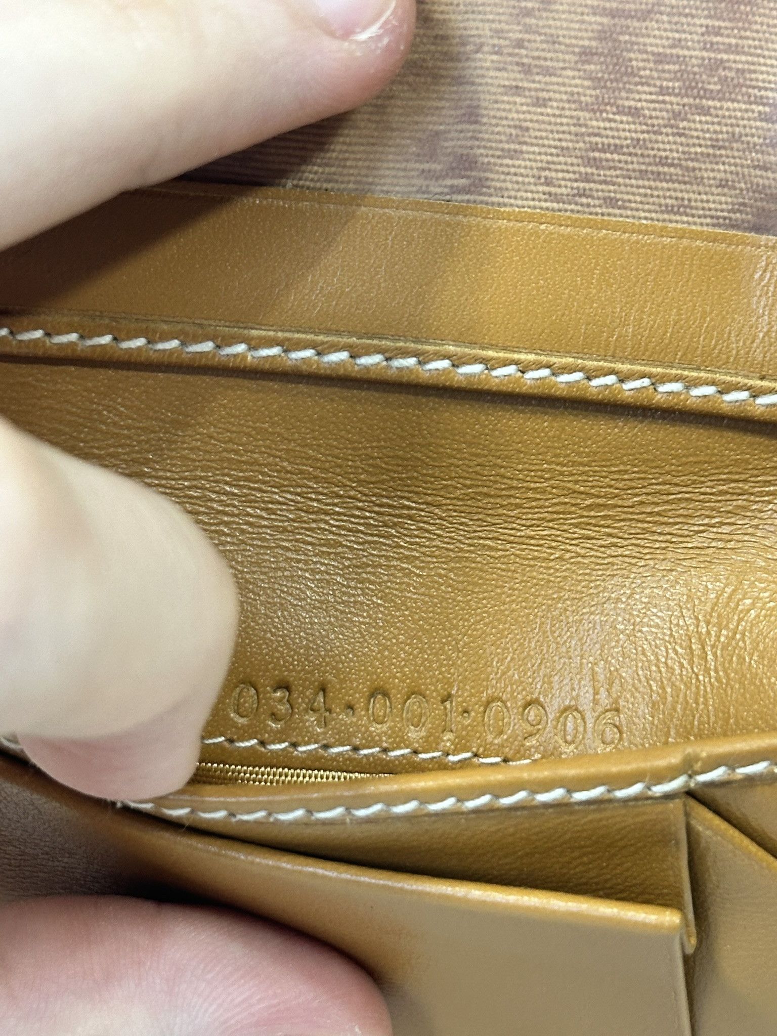 Gucci Gucci Wallet Vintage GG Monogram Canvas Leather Beige Size ONE SIZE - 11 Thumbnail