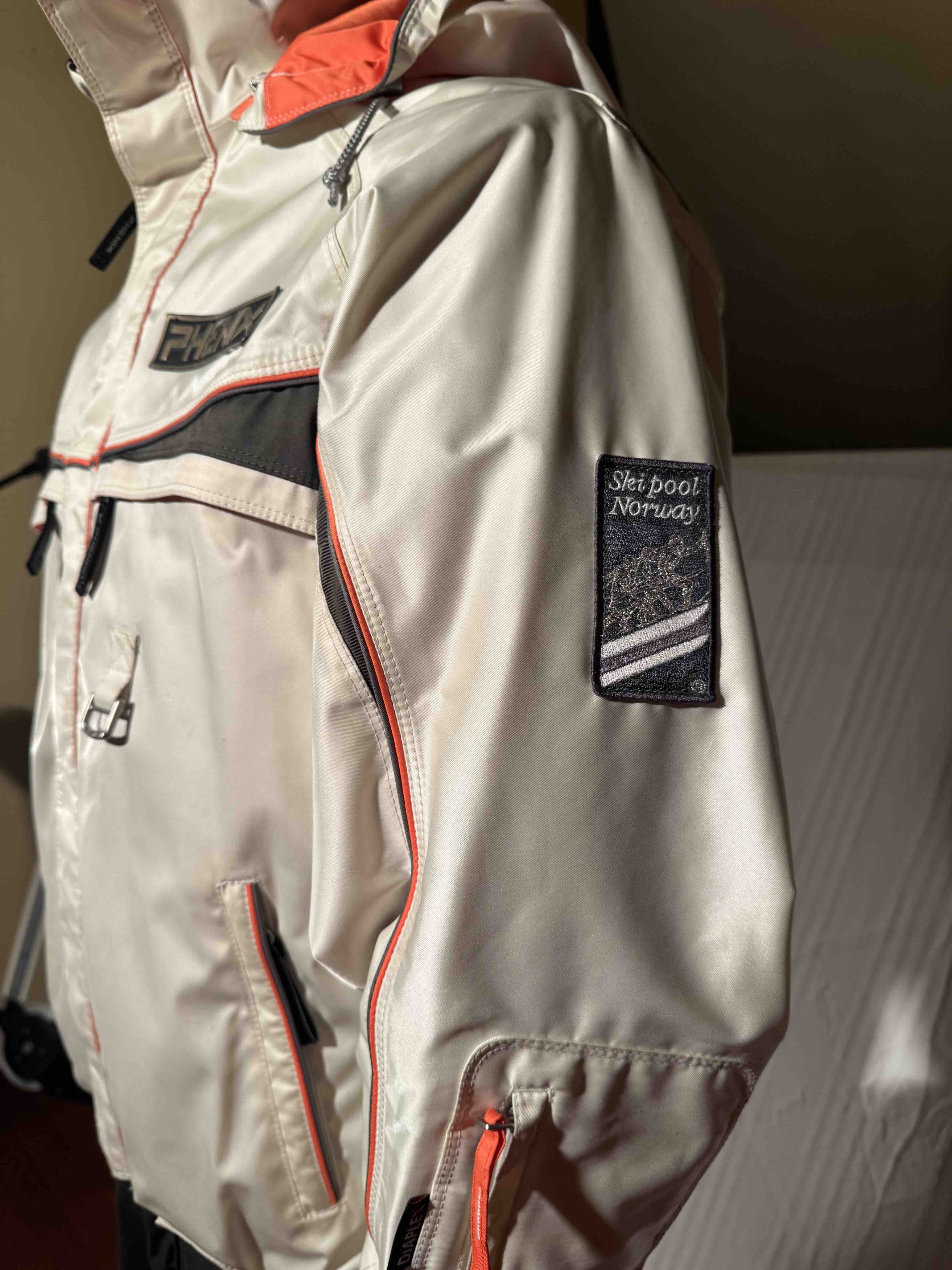 Phenix Stunning Phenix technical ski suit, Size 50 Size US L / EU 52-54 / 3 - 6 Thumbnail