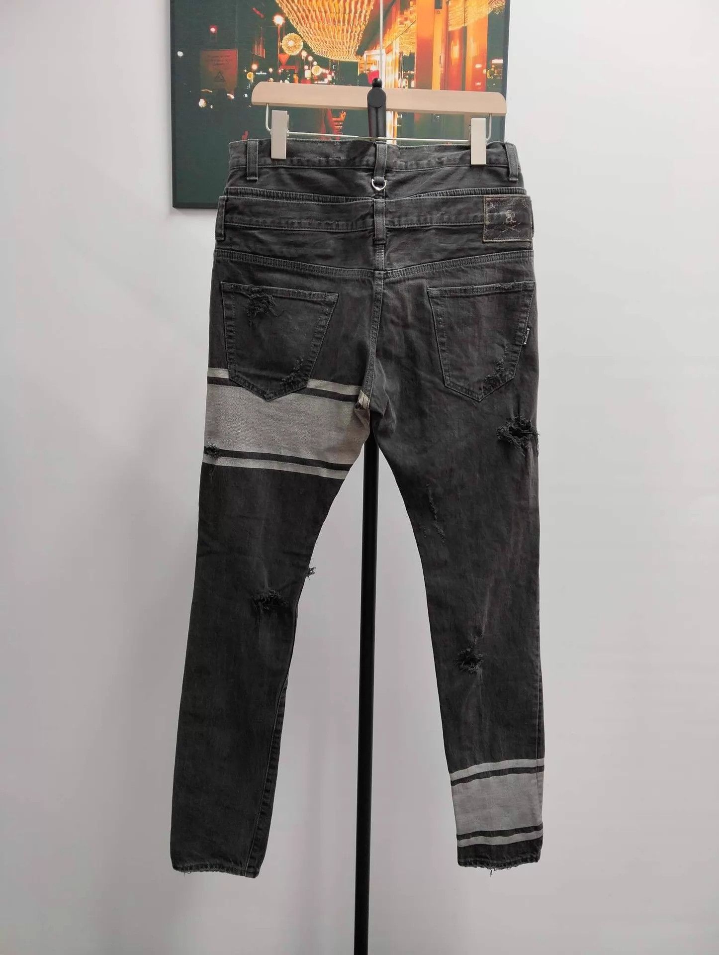 Mastermind Japan MASTERMIND JAPAN MMJ distressed jeans M Size US 32 / EU 48 - 2 Thumbnail