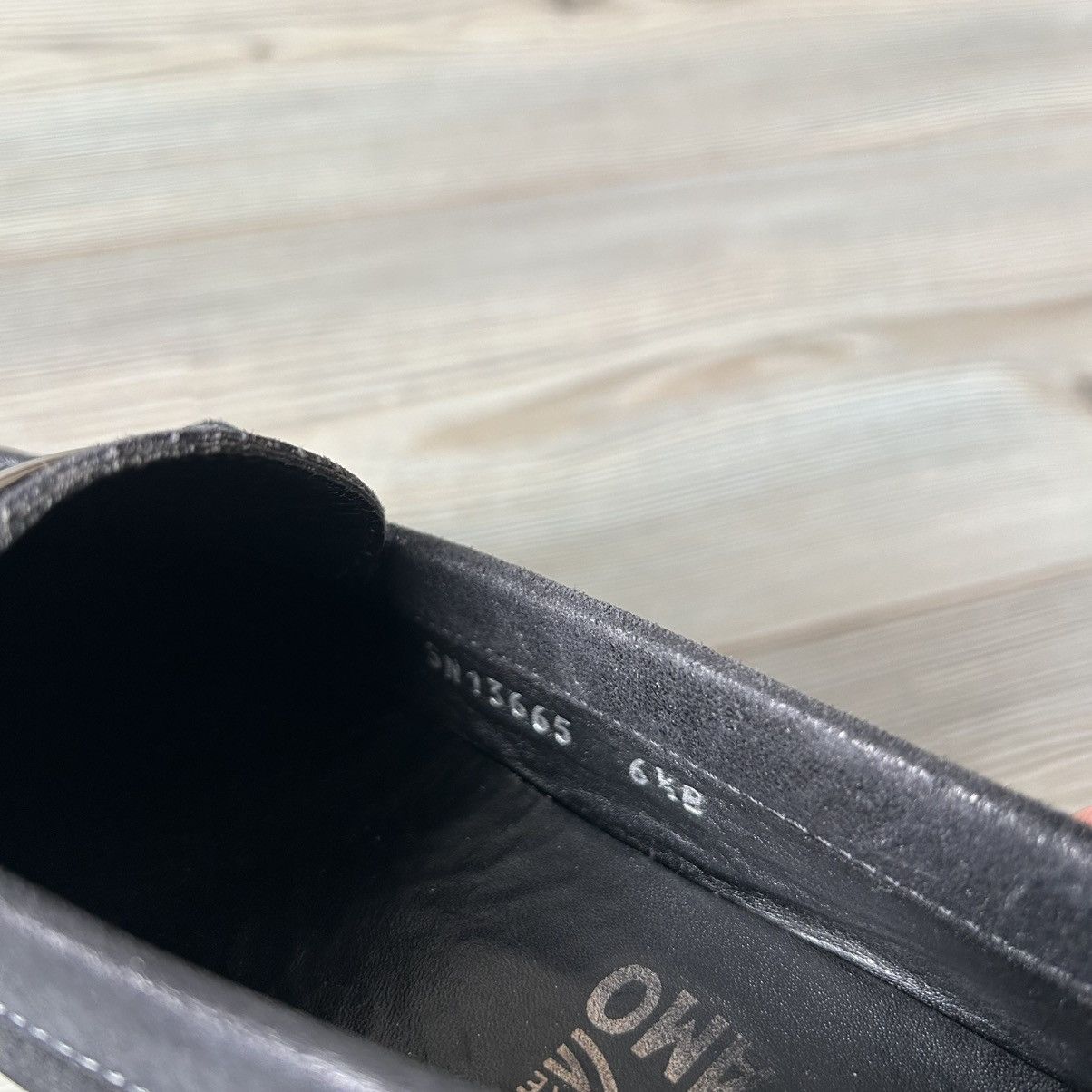 Salvatore Ferragamo Vintage Salvatore Ferragamo Suede Loafers Size US 6 / IT 36 - 12 Thumbnail