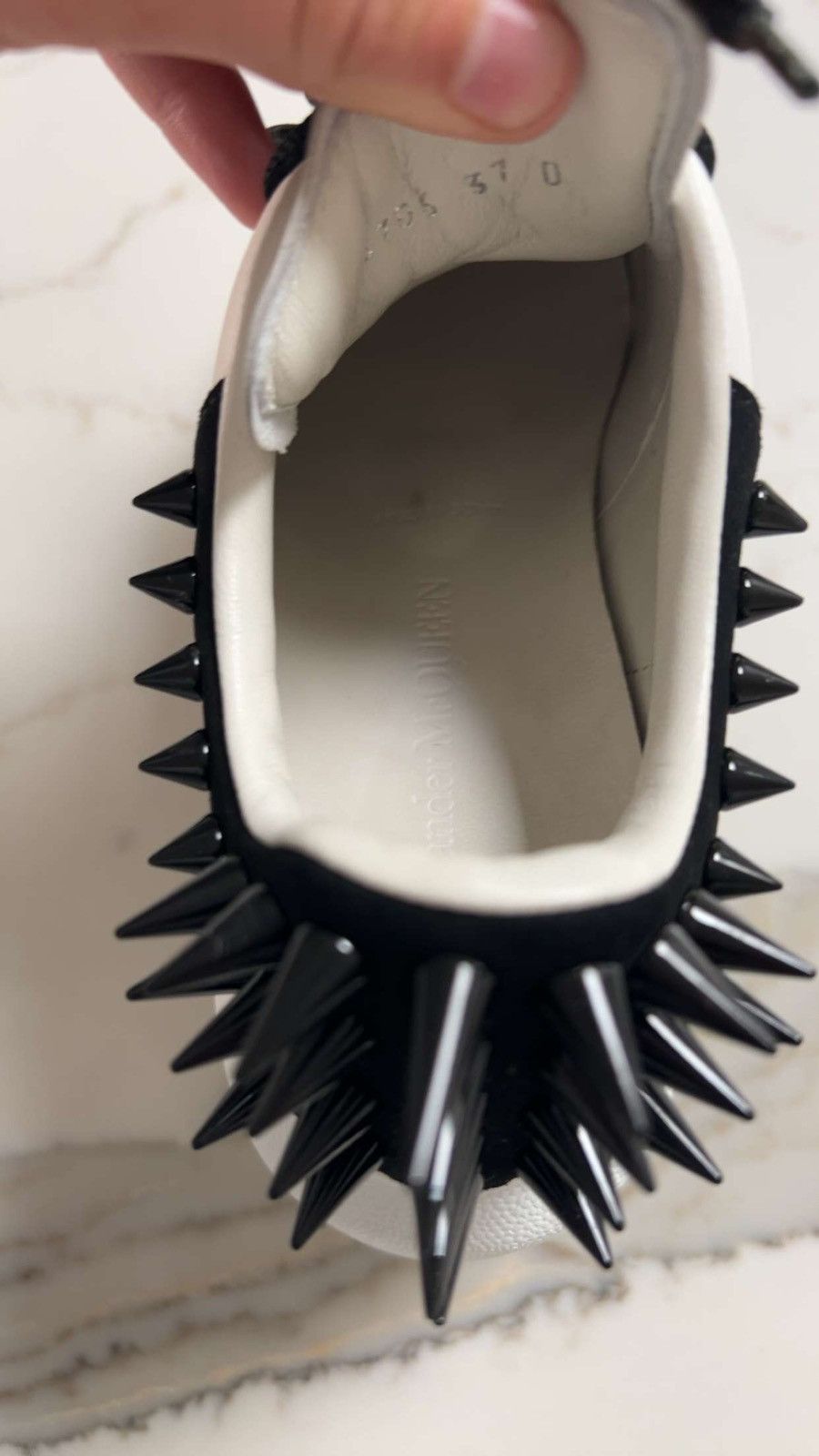 Alexander McQueen Alexander McQueen sneakers Size US 7 / IT 37 - 2 Thumbnail