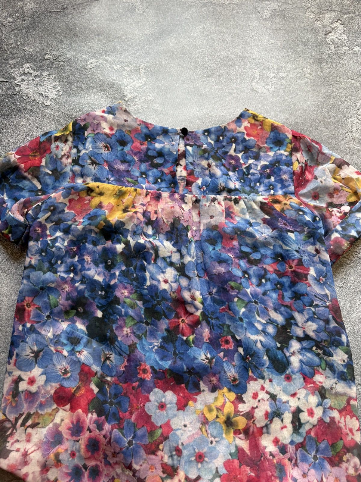 Blumarine Miss Blumarine Jeans Flowers Printed Luxury Woman’s Blouse Size L / US 10 / IT 46 - 10 Thumbnail