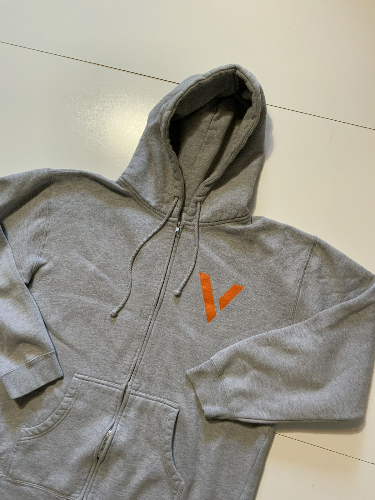 Vintage Vintage Y2K Venture Trucks Co Skateboarding Skate Hoodie Size US M / EU 48-50 / 2 - 3 Thumbnail