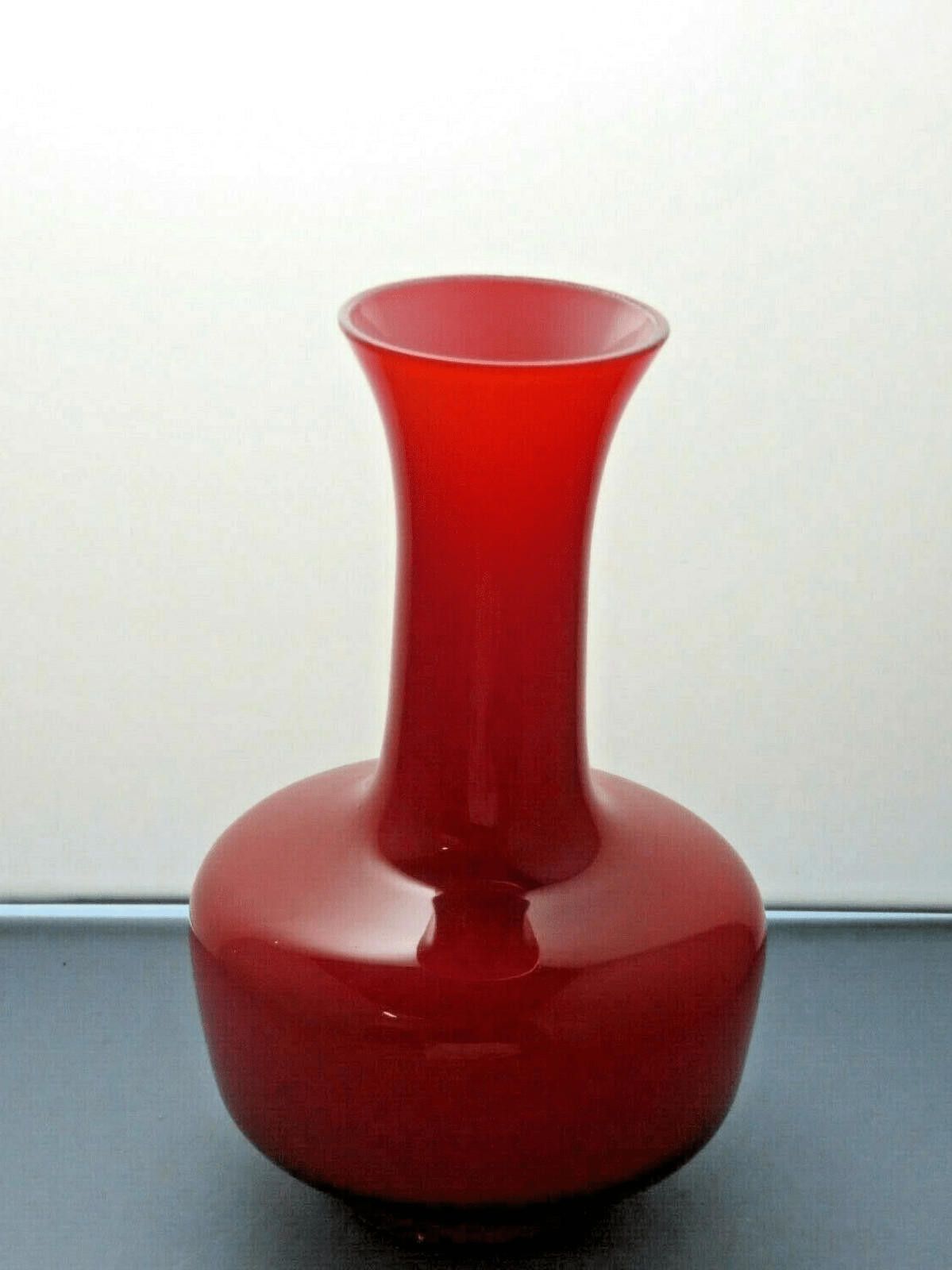 The Unbranded Brand Cranberry Ruby Red Glass Vase 6 7/8" Size ONE SIZE - 1 Thumbnail