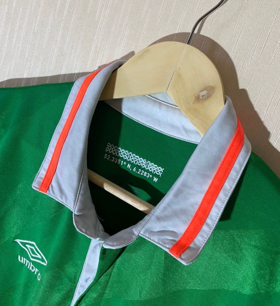 Umbro × Vintage Umbro Ireland soccer jersey Size US L / EU 52-54 / 3 - 3 Thumbnail