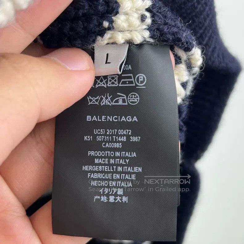 Balenciaga Balenciaga Chest Embroidered Logo Striped Sweater Size US L / EU 52-54 / 3 - 5 Thumbnail