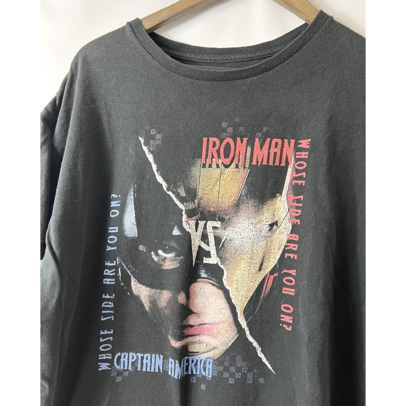 Vintage Marvel Iron Man VS Captain American Black T Shirt XL Men Size XL Shirt Mens Black Iron Man Captain American ** Size US XL / EU 56 / 4 - 2 Thumbnail