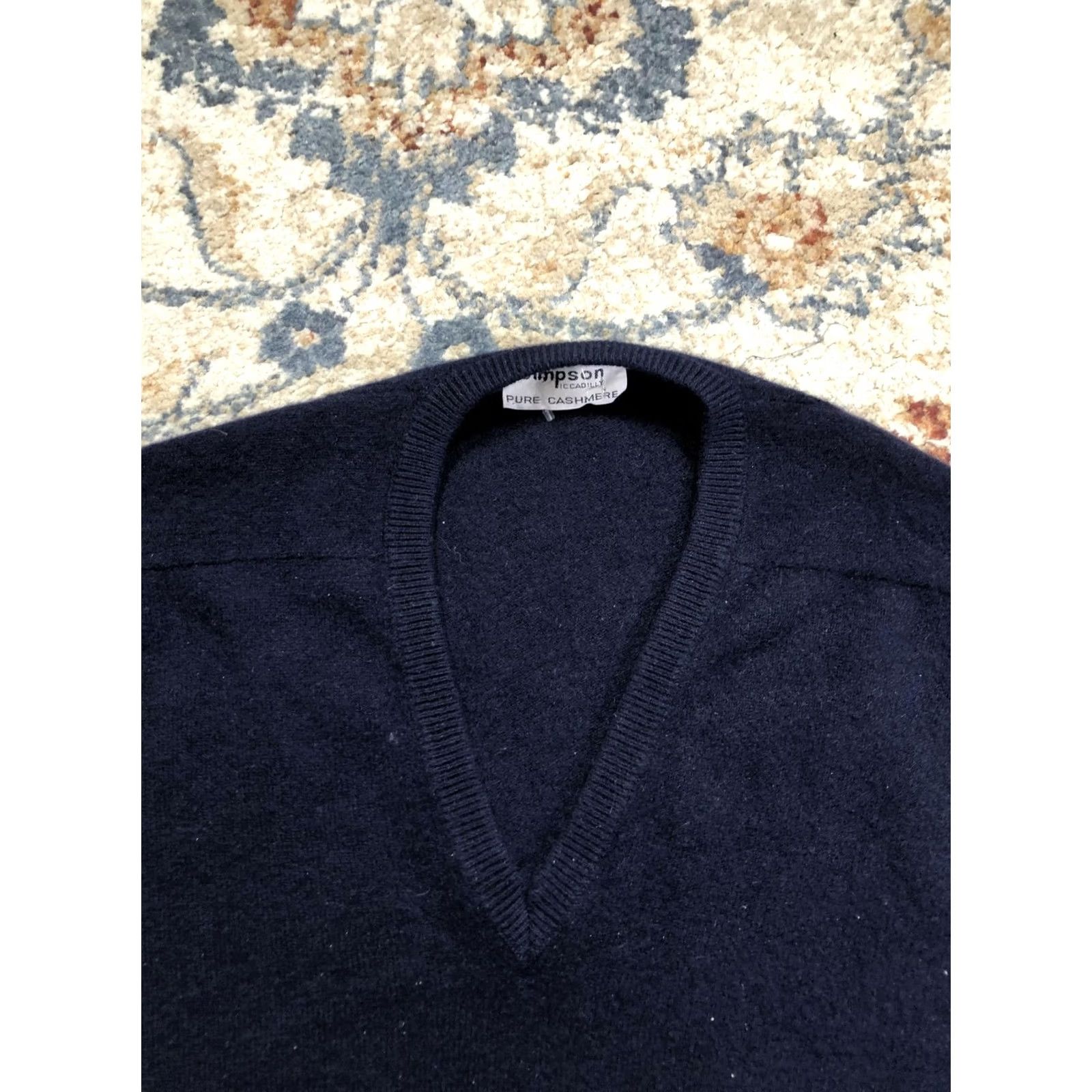 Vintage VINTAGE Simpson Piccadilly Mens XL Navy Blue Pure Cashmere V Neck Pullover Knit Sweater Size US XL / EU 56 / 4 - 6 Thumbnail
