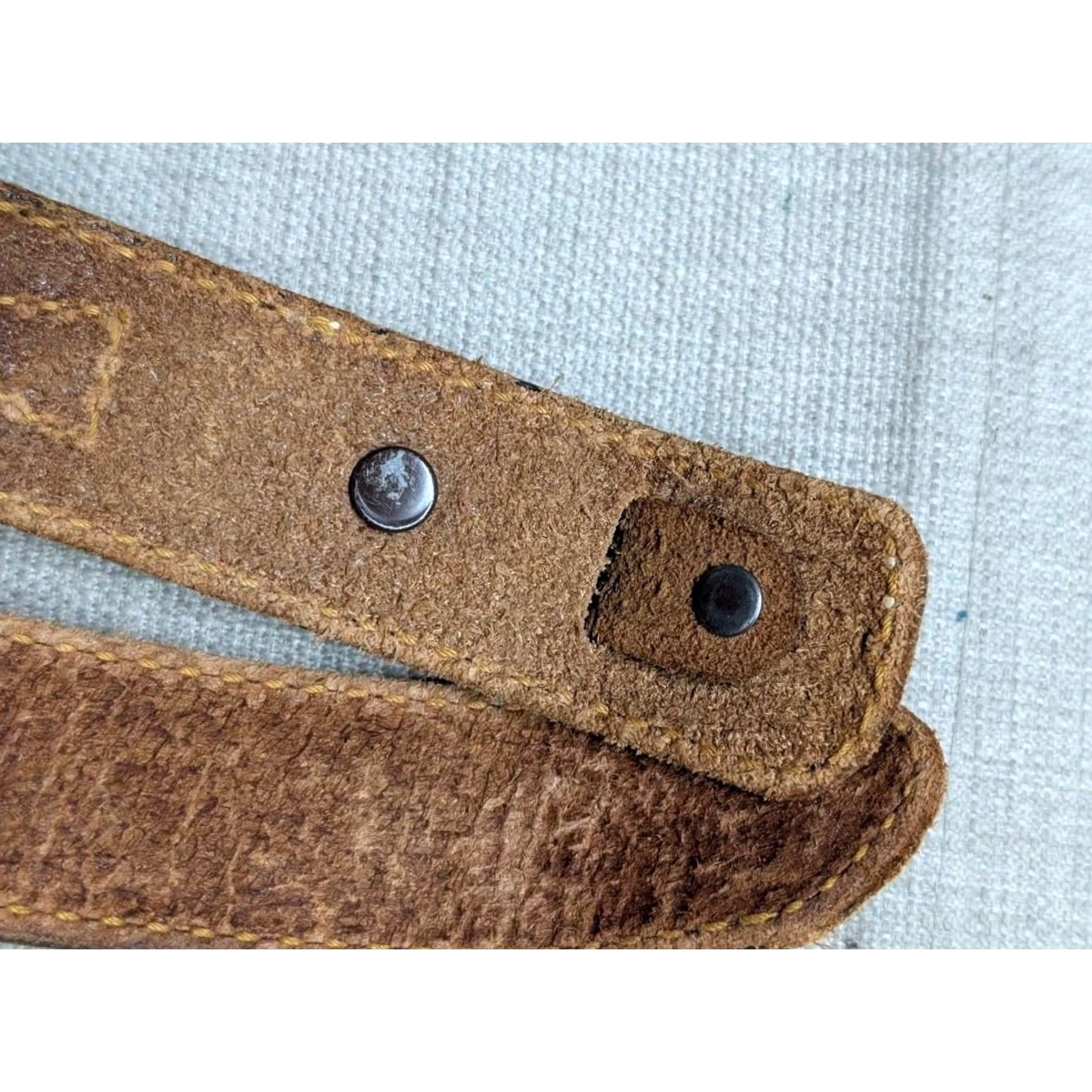 Tony Lama VINTAGE Tony Lama belt Ranger Western Belt Men 28 brown leather cowhide Wrangler Ranger style belt holes 26.5-29.5" width 1-3/8" Adult Mens Size 28 - 4 Thumbnail