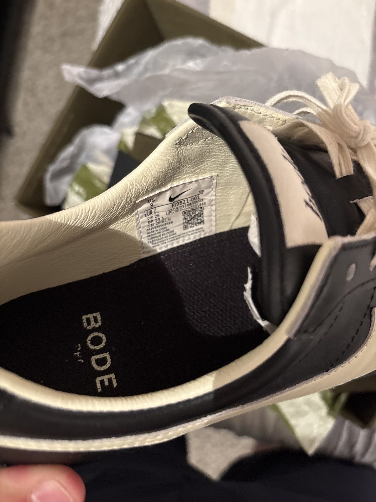 Bode × Nike Bode x Nike Astro Grabber Black & Coconut Milk Size US 8 / EU 41 - 10 Thumbnail
