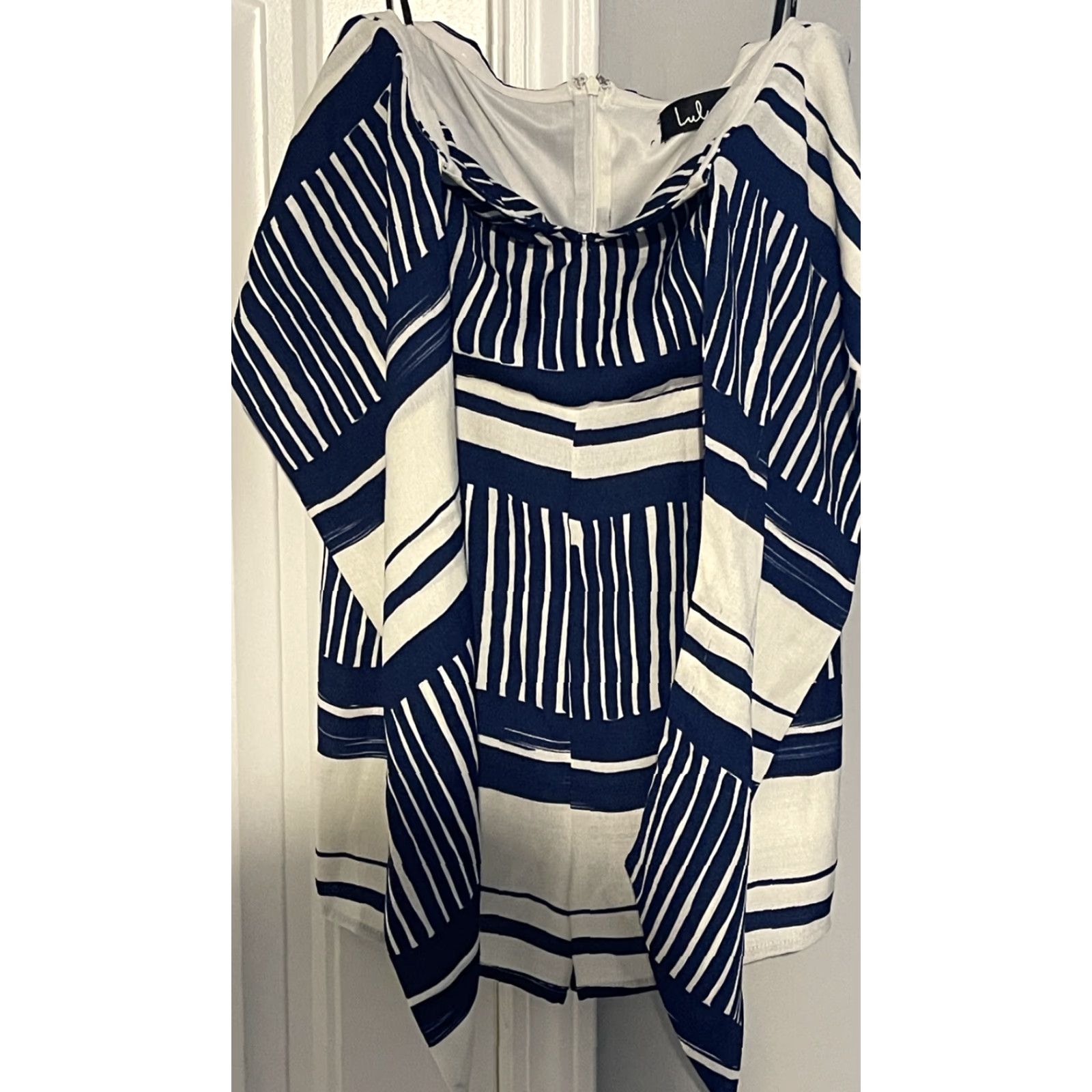 Lulus Lulus Delphi Blue & White Striped Tie-Front Strapless Romper Size M NWT Womens Romper Size 32" / US 10 / IT 46 - 4 Thumbnail