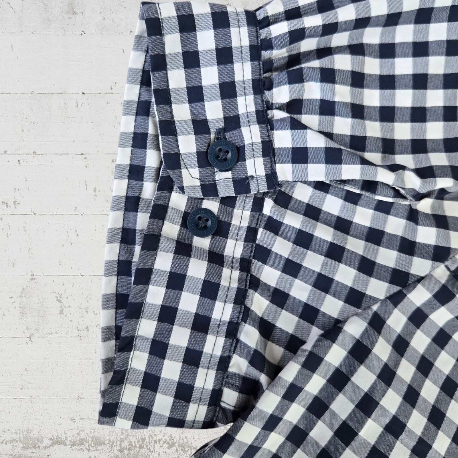 The North Face North Face Navy Plaid Button Down Top Size Medium Size M / US 6-8 / IT 42-44 - 8 Thumbnail