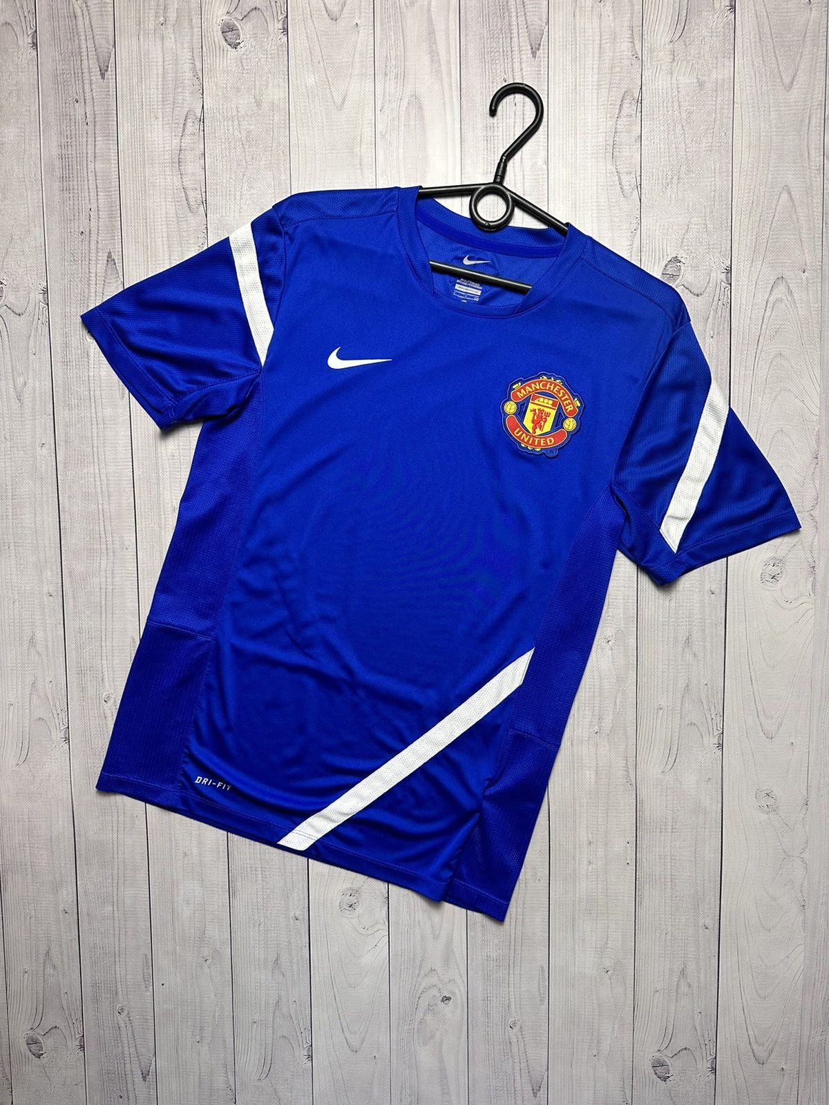 Nike × Vintage Vintage Manchester United soccer jersey blue rare size S Size US S / EU 44-46 / 1 - 1 Thumbnail