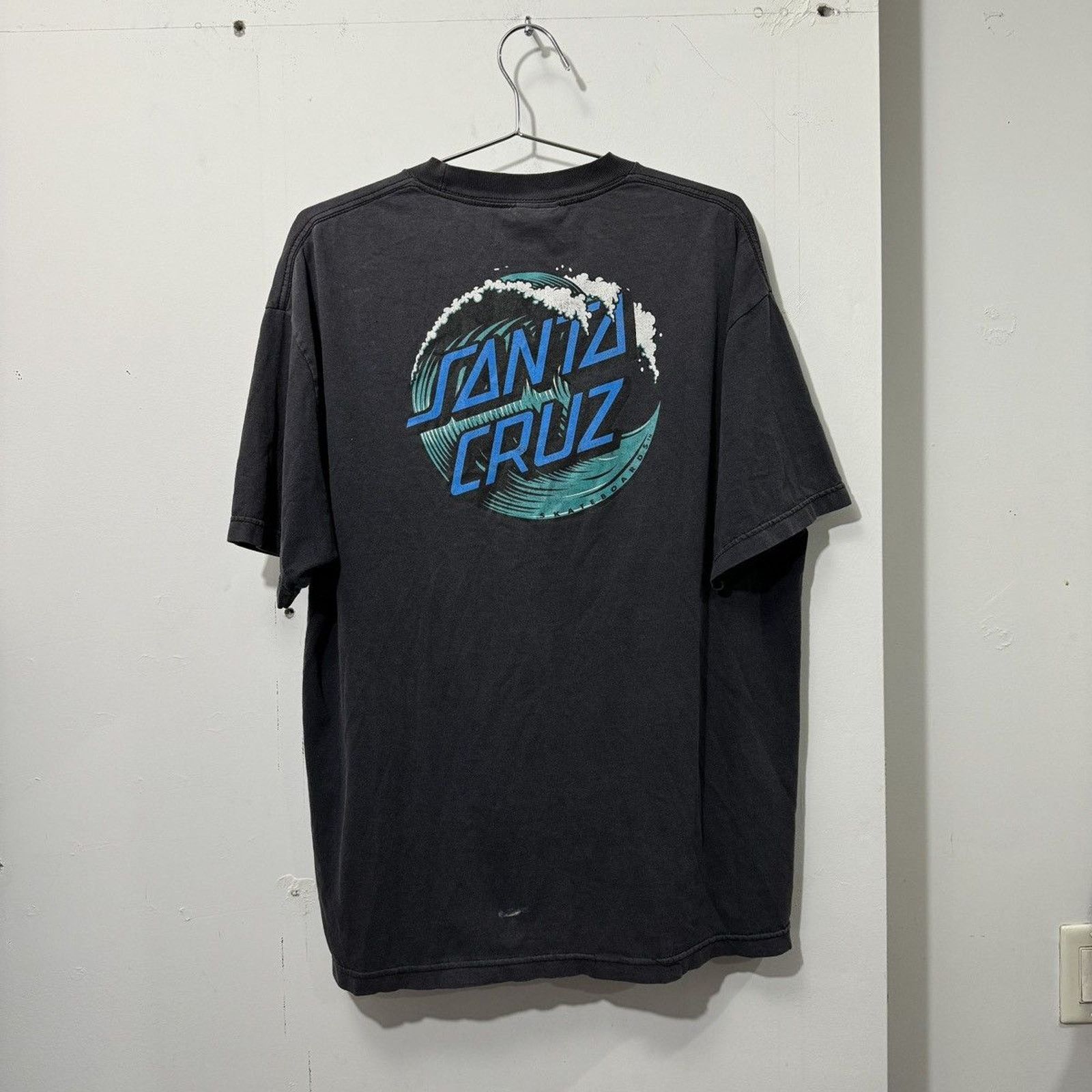 Vintage 90s Faded Santa Cruz Wave Surf Shirt ERD Grunge Chrome Size US XL / EU 56 / 4 - 2 Thumbnail
