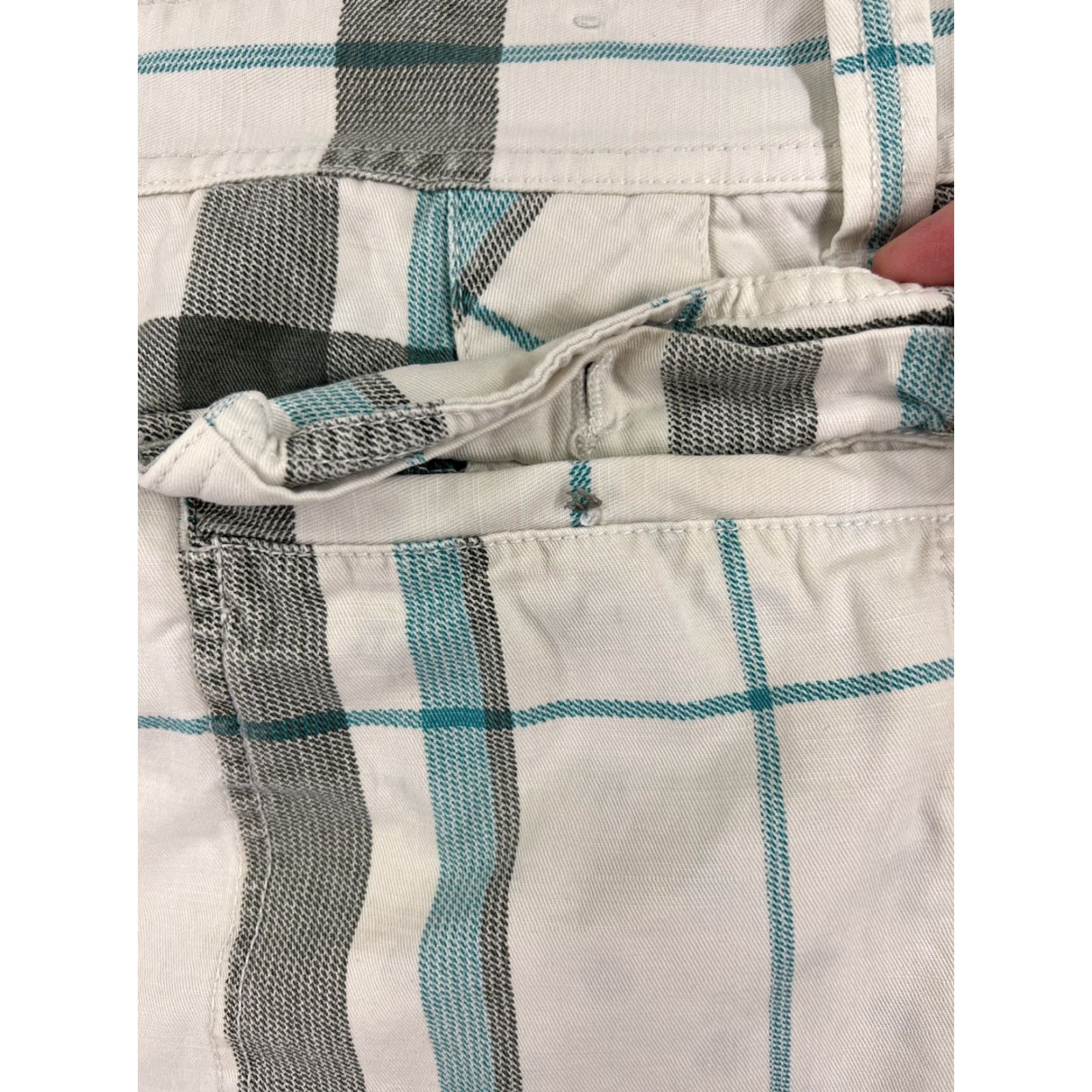 Ocean Pacific Ocean Pacific Shorts Mens 40 White Gray Plaid Cargo 100% Cotton Skateboard Size US 40 / EU 56 - 3 Thumbnail